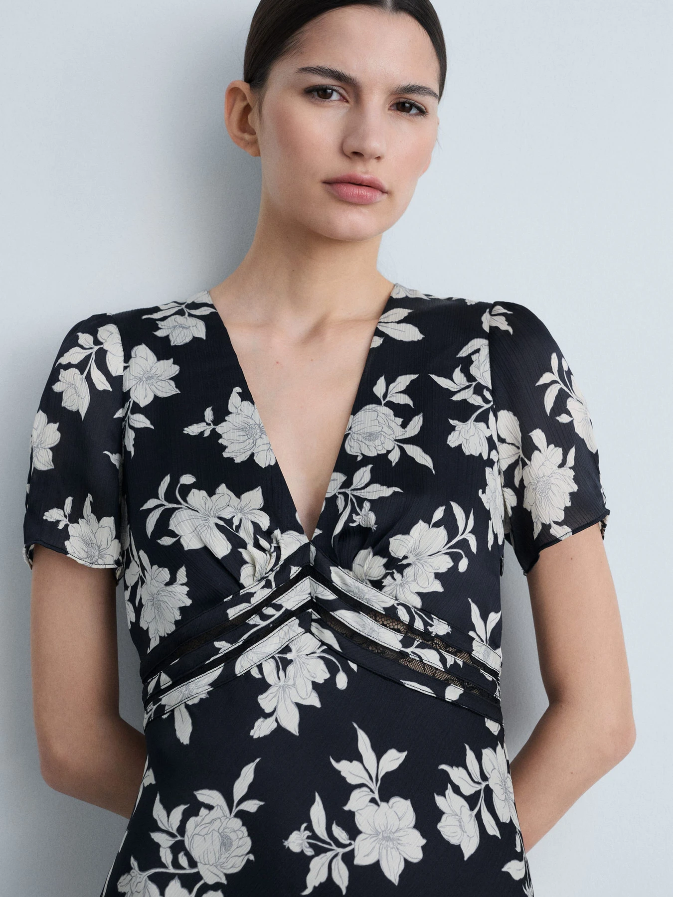 Сукні MANGO модель 87064810_99 Сукні MANGO модель 87064810_99 Фото