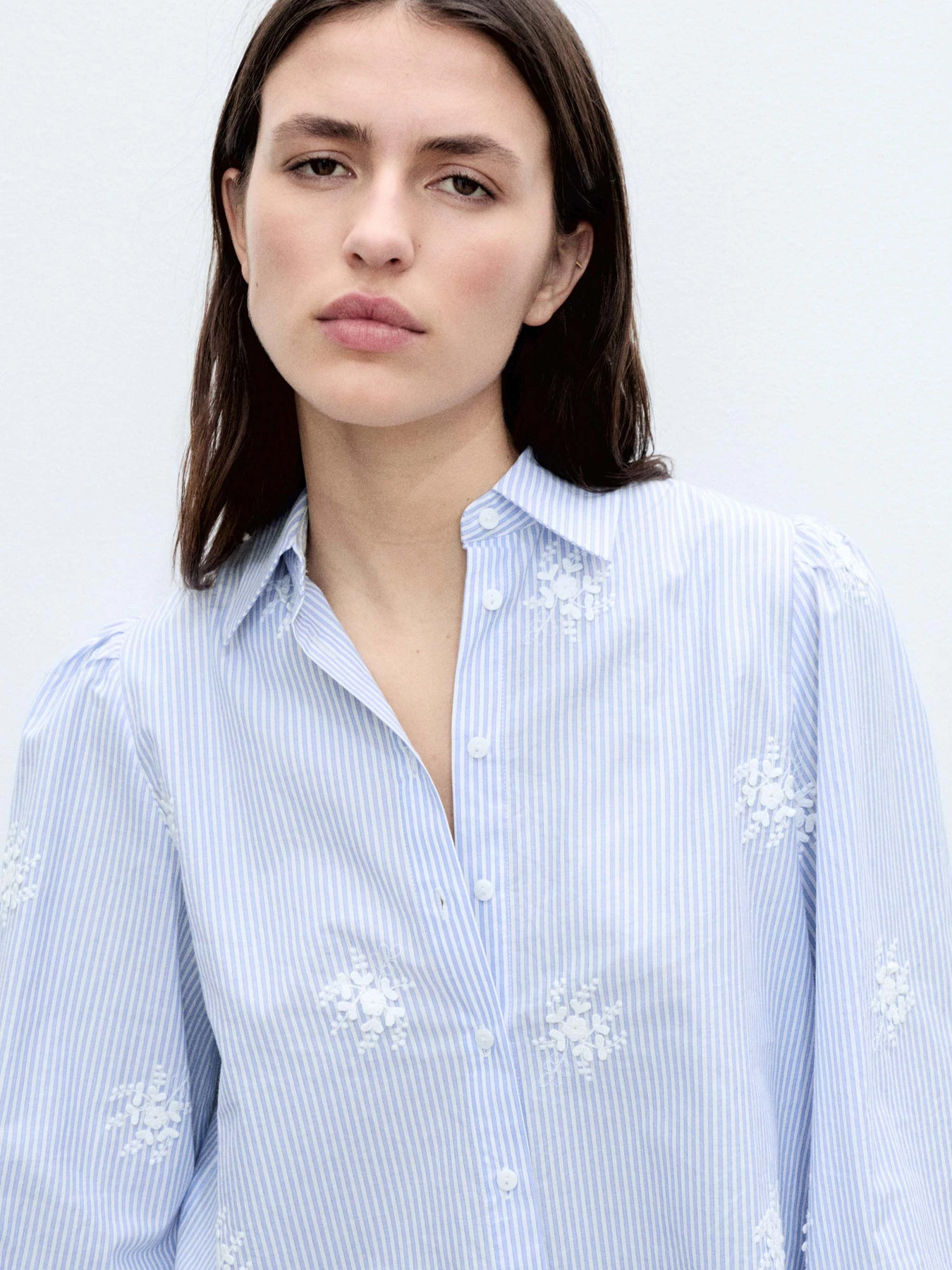 Рубашки MANGO PALOMA модель 87055741_50 Рубашки MANGO PALOMA модель 87055741_50 Фото