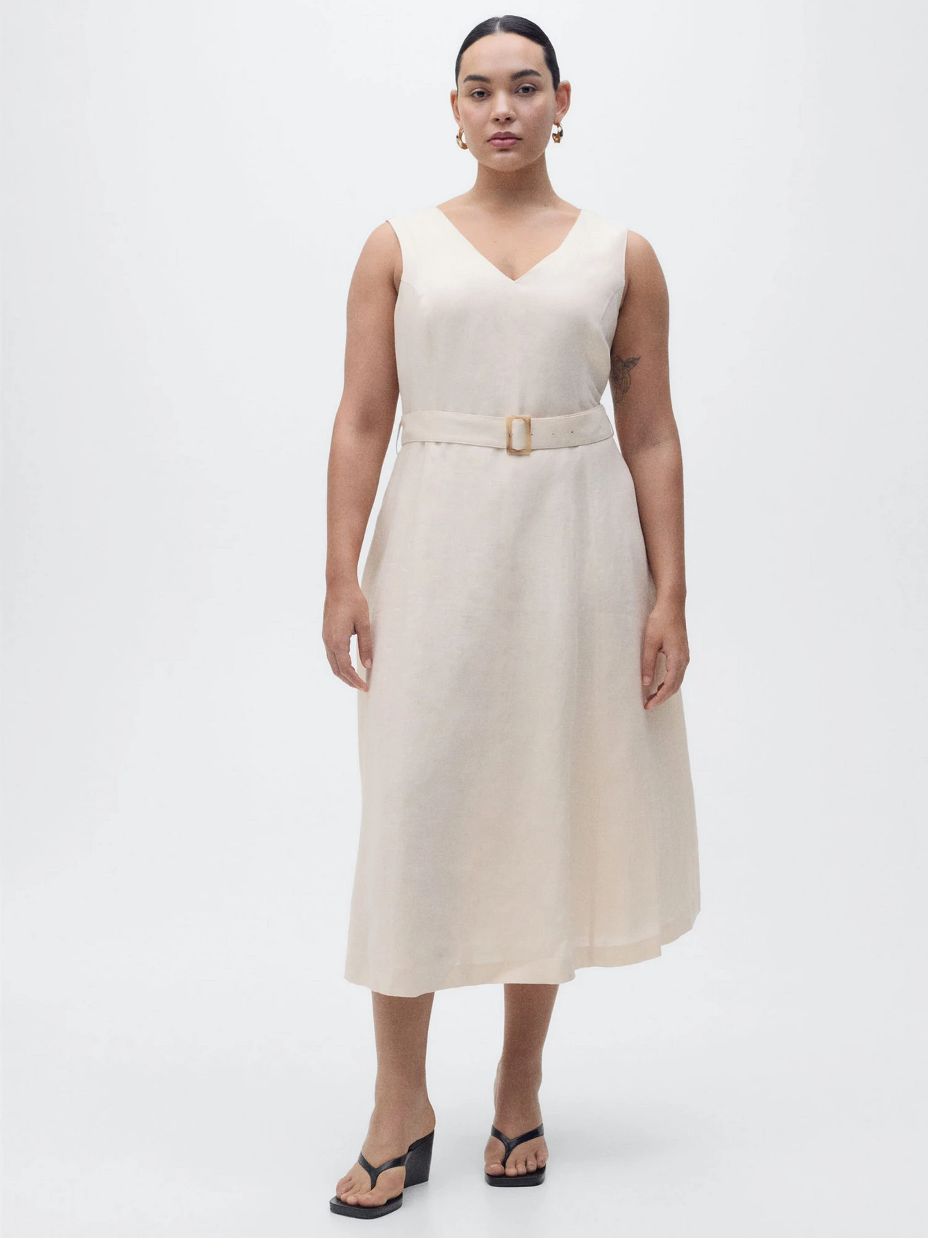 Сукні MANGO модель 87057164_8 Сукні MANGO модель 87057164_8 Фото