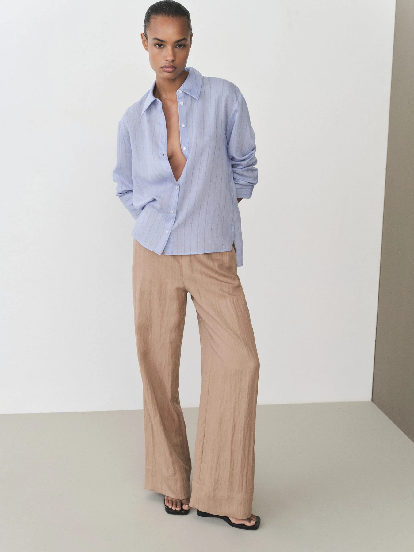 Брюки MANGO модель 87076360_34 Брюки MANGO модель 87076360_34 Фото