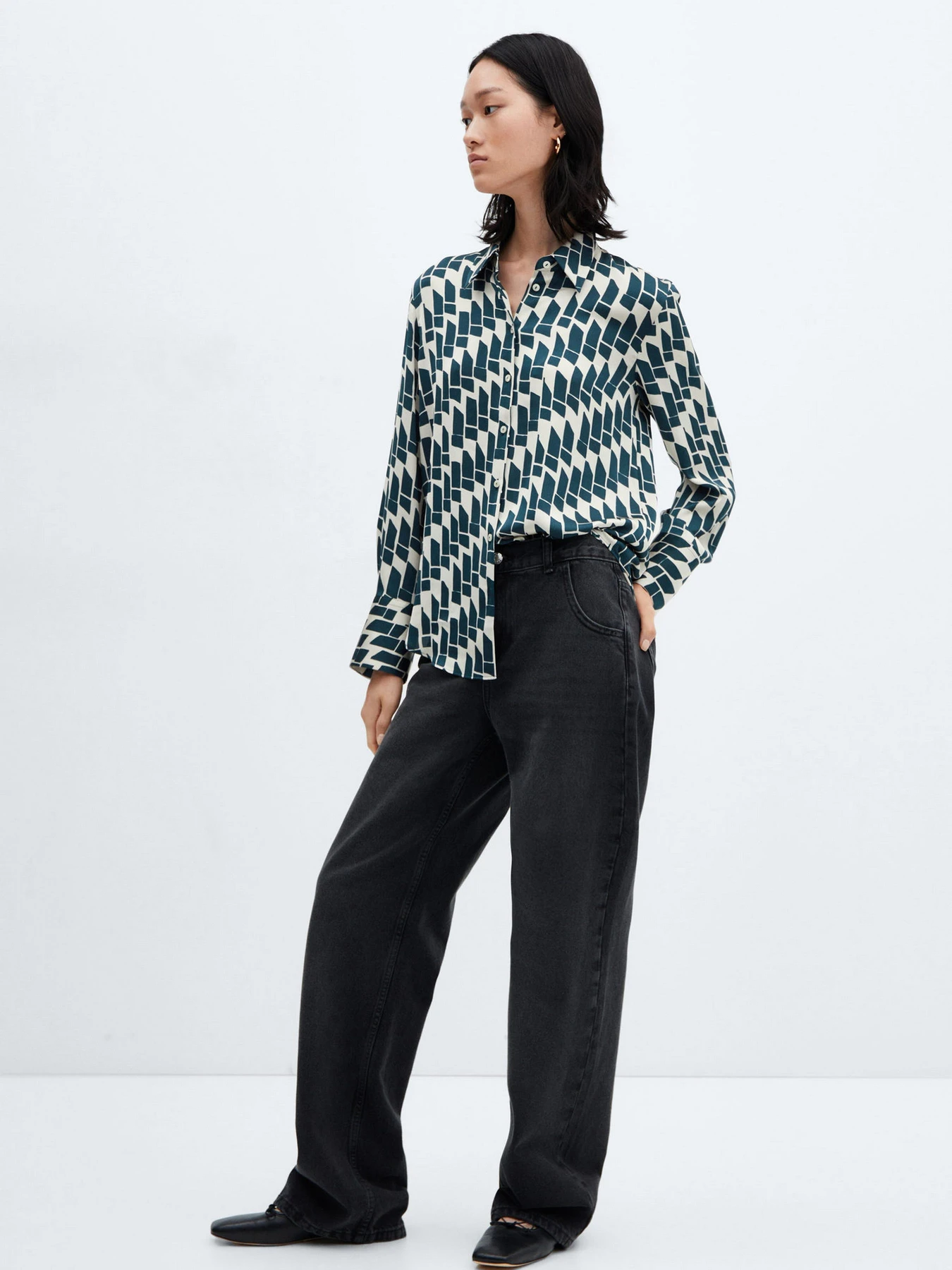 Рубашки MANGO IDEALE модель 67010445_57 Рубашки MANGO IDEALE модель 67010445_57 Фото