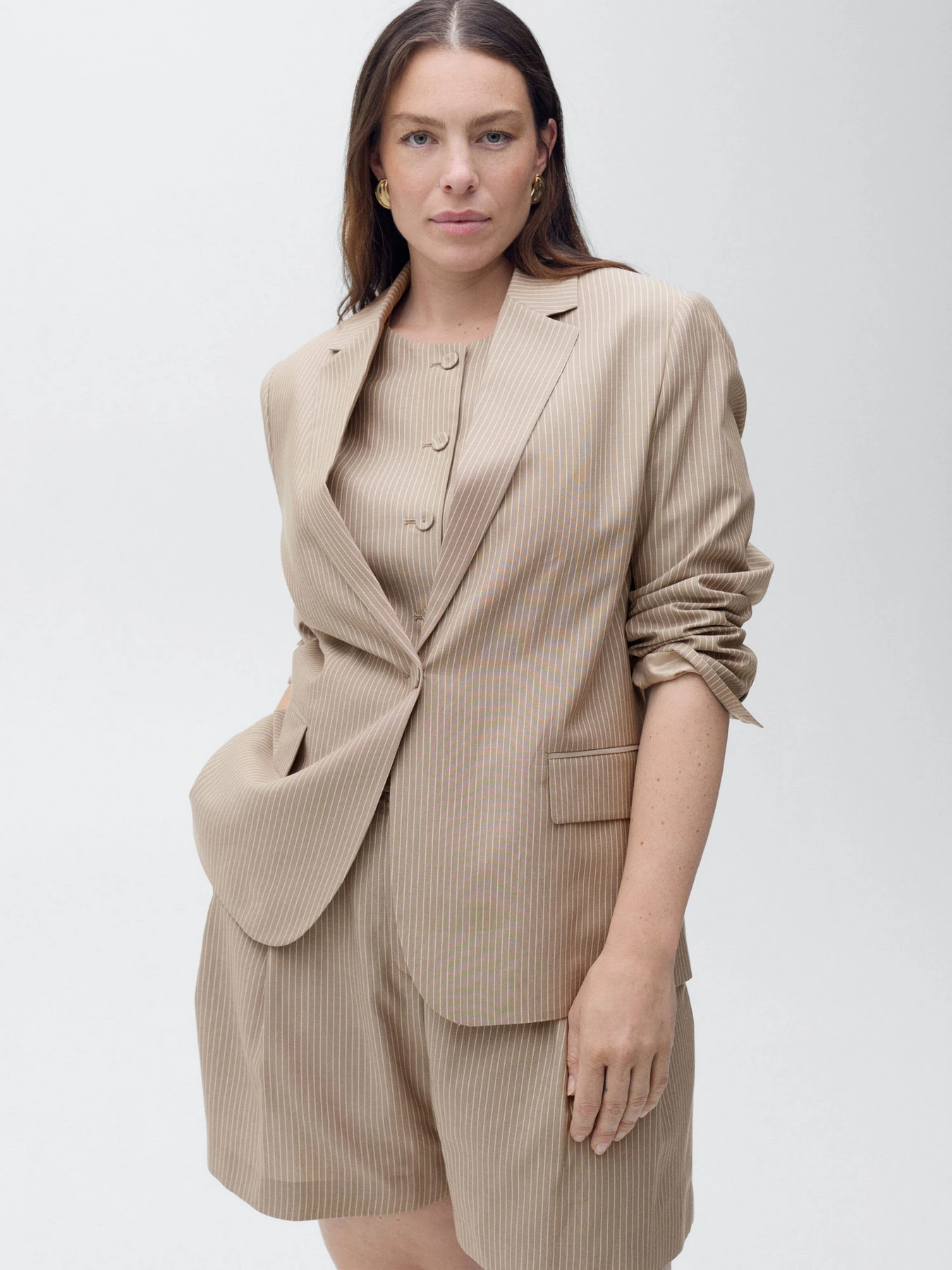 Шорти MANGO VIVIAN модель 87087186_35 Шорти MANGO VIVIAN модель 87087186_35 Фото