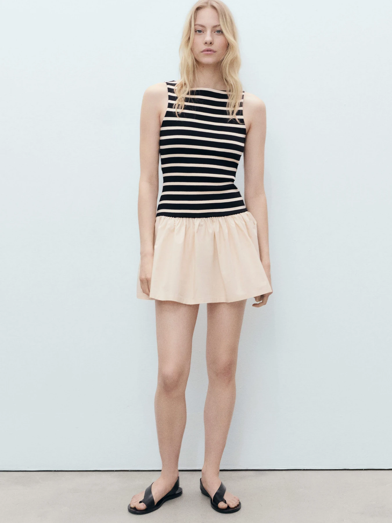 Сукні MANGO DOVE модель 87099209_99 Сукні MANGO DOVE модель 87099209_99 Фото