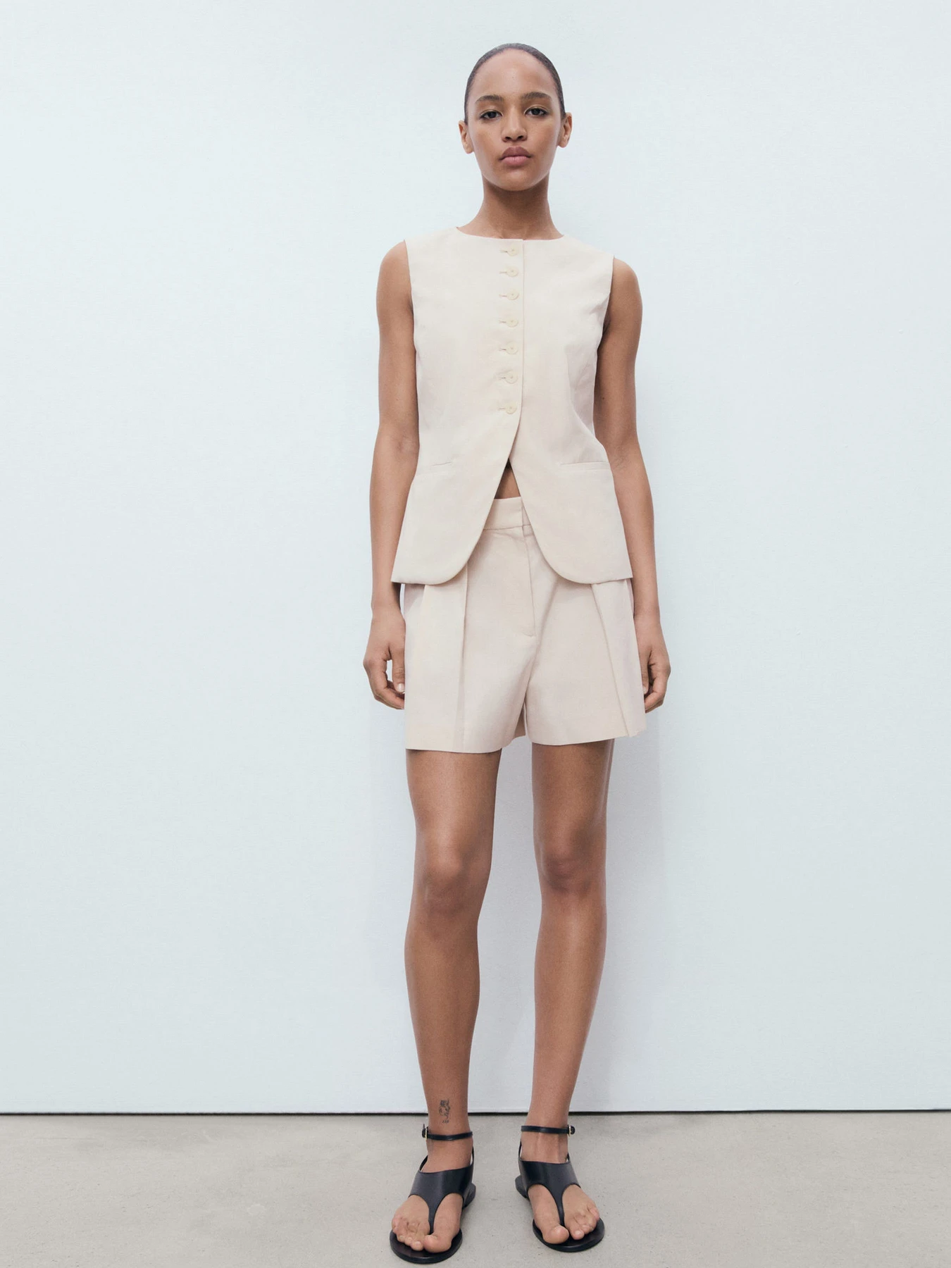 Шорты MANGO GRETA модель 17041206_8 Шорты MANGO GRETA модель 17041206_8 Фото