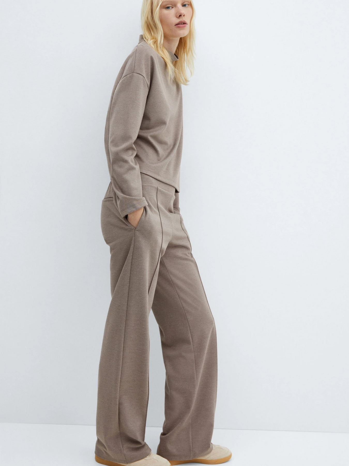 Брюки MANGO Bruni модель 67040469_35 Брюки MANGO Bruni модель 67040469_35 Фото
