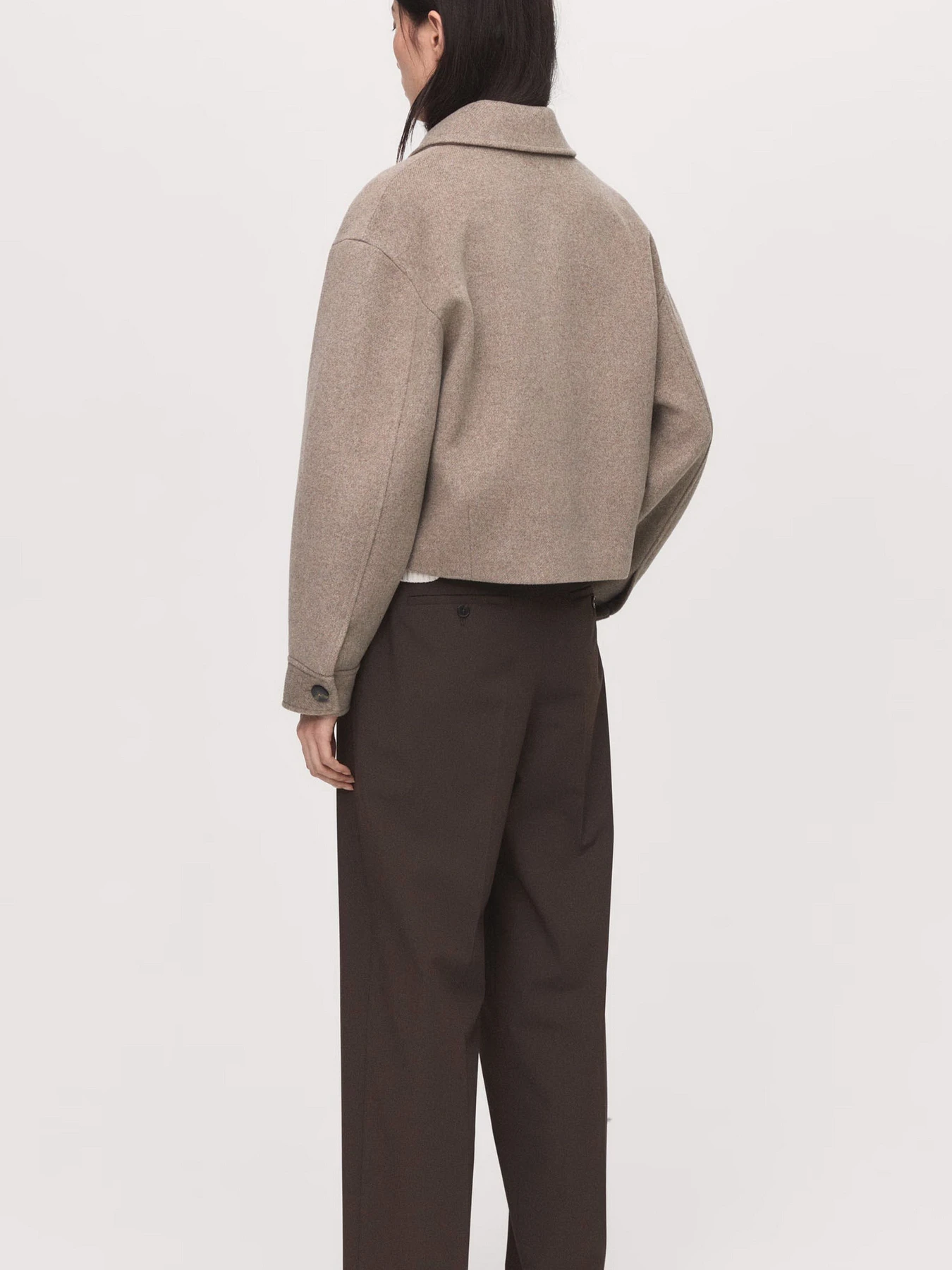 Пальто и плащи MANGO модель 17055789_7 Пальто и плащи MANGO модель 17055789_7 Фото