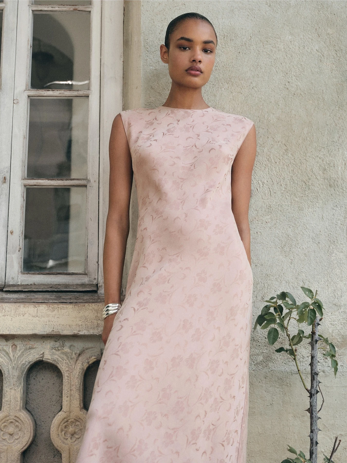 Сукні MANGO MELY модель 17014084_81 Сукні MANGO MELY модель 17014084_81 Фото