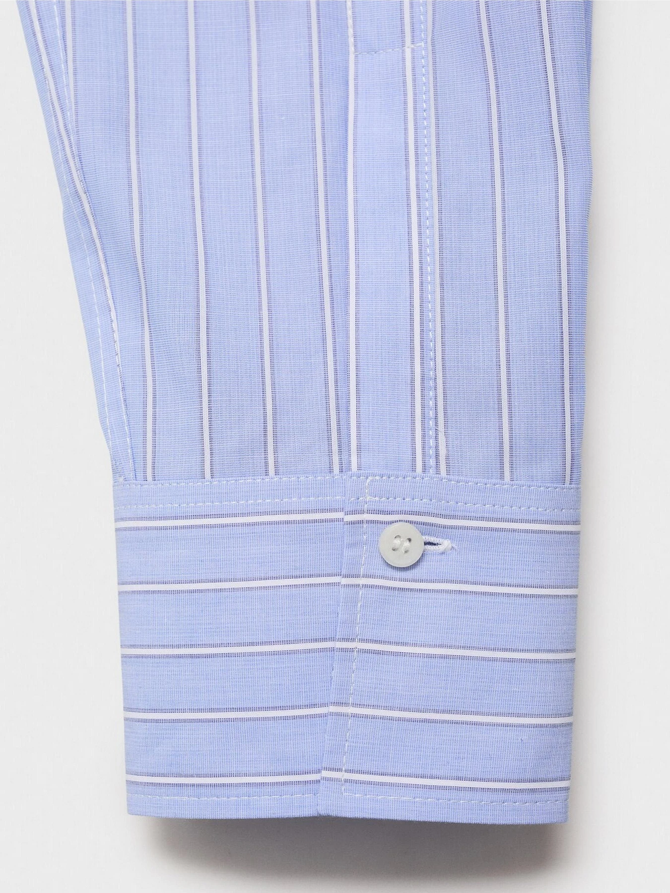 Рубашки MANGO REGU модель 17014088_50 Рубашки MANGO REGU модель 17014088_50 Фото