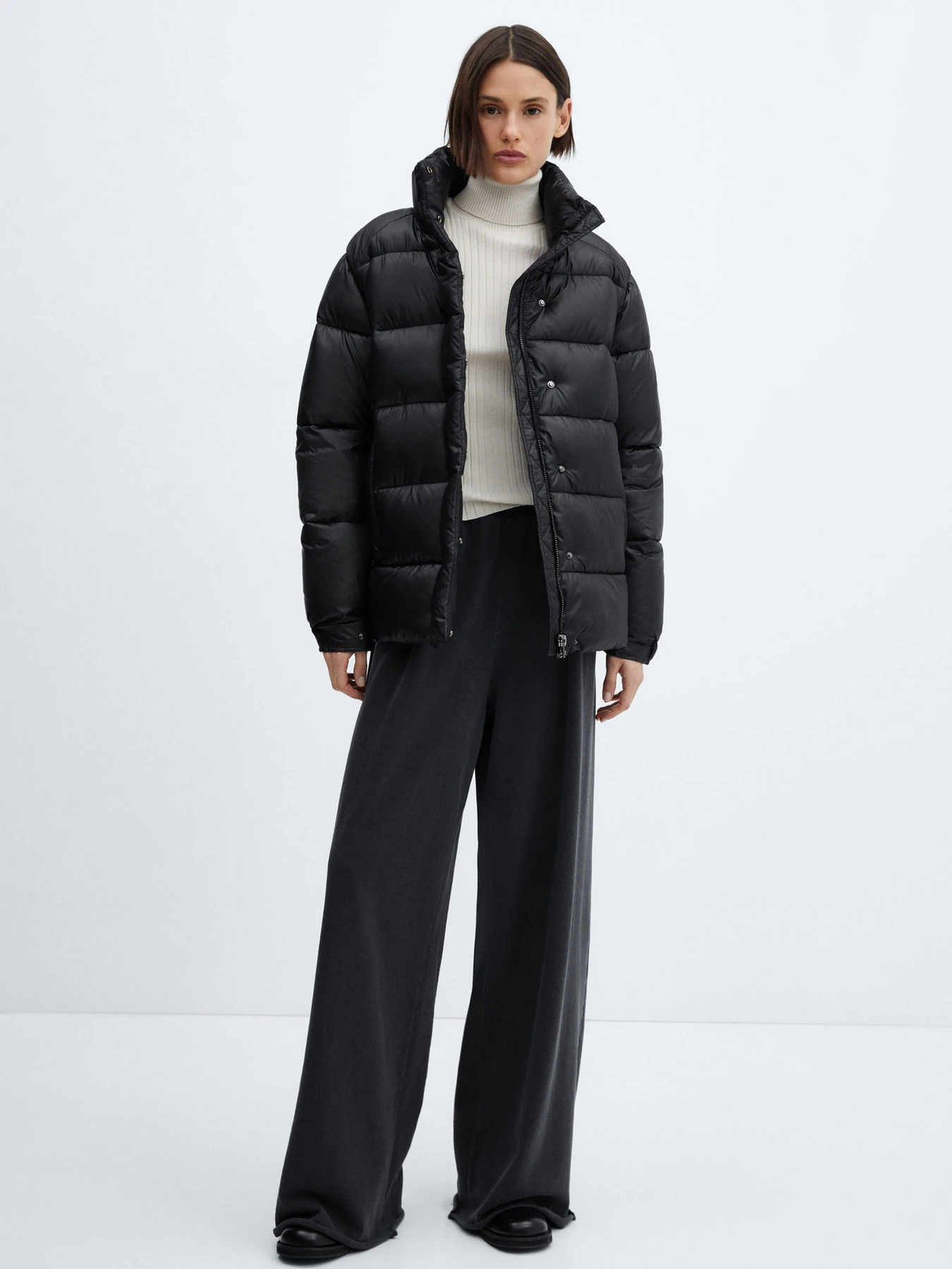 Куртки та дублянки MANGO Snowy модель 67060446_99 Куртки та дублянки MANGO Snowy модель 67060446_99 Фото