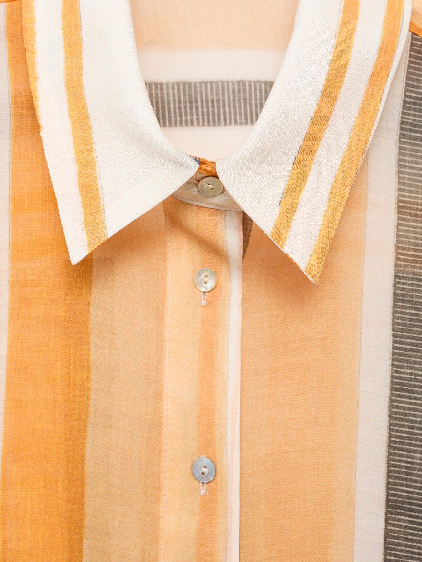 Рубашки MANGO SALO модель 17072923_2 Рубашки MANGO SALO модель 17072923_2 Фото