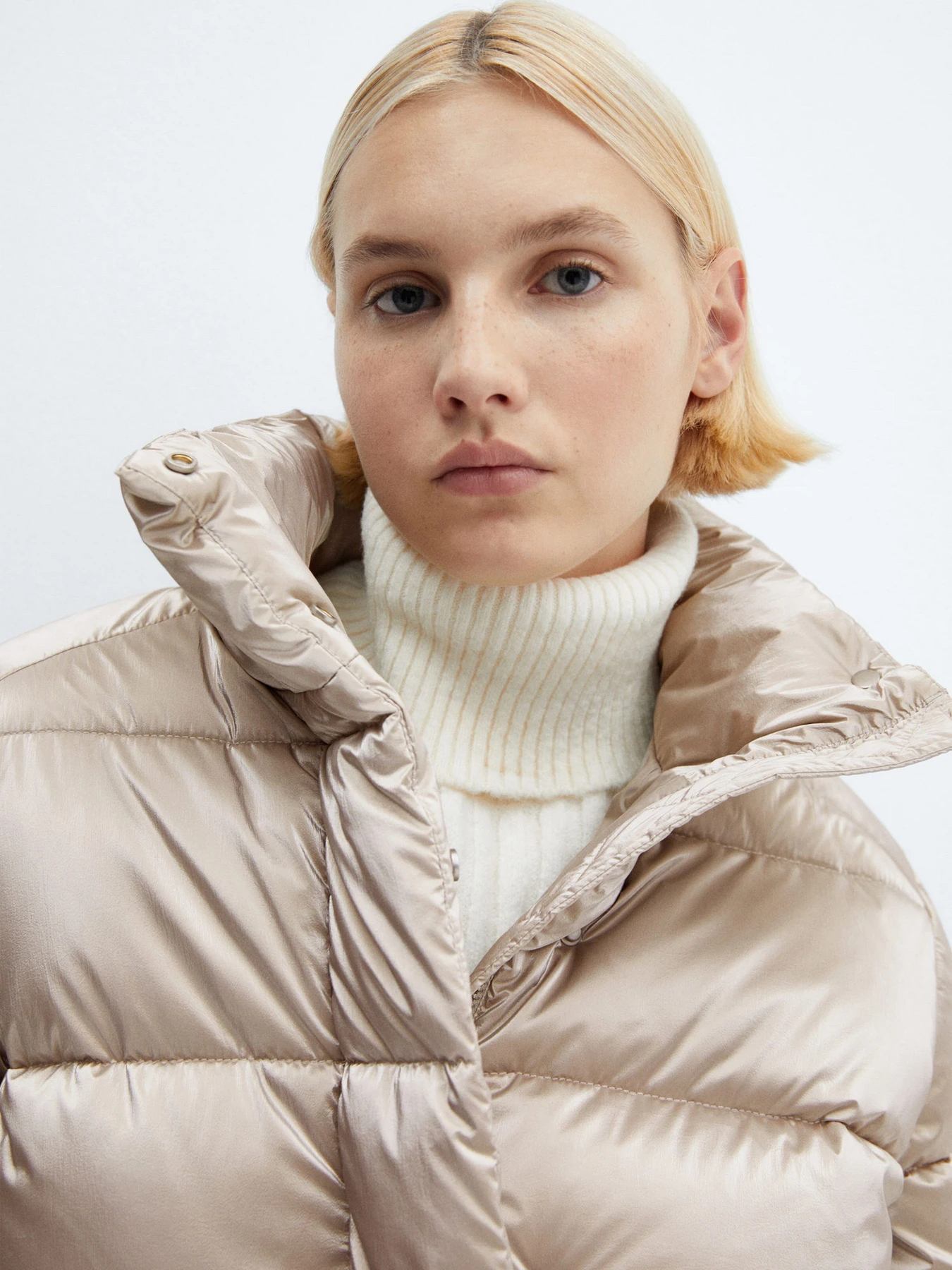 Куртки та дублянки MANGO SNOWY модель 67060447_8 Куртки та дублянки MANGO SNOWY модель 67060447_8 Фото