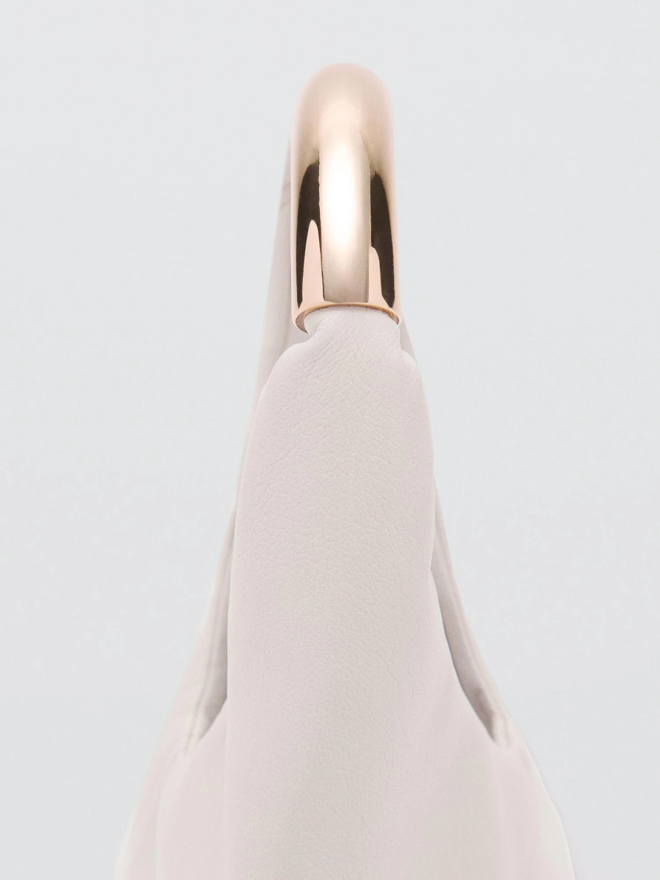 Сумки MANGO модель 17004452_2 Сумки MANGO модель 17004452_2 Фото