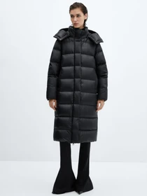 Куртки та дублянки MANGO Winter модель 67070647_99 Фото