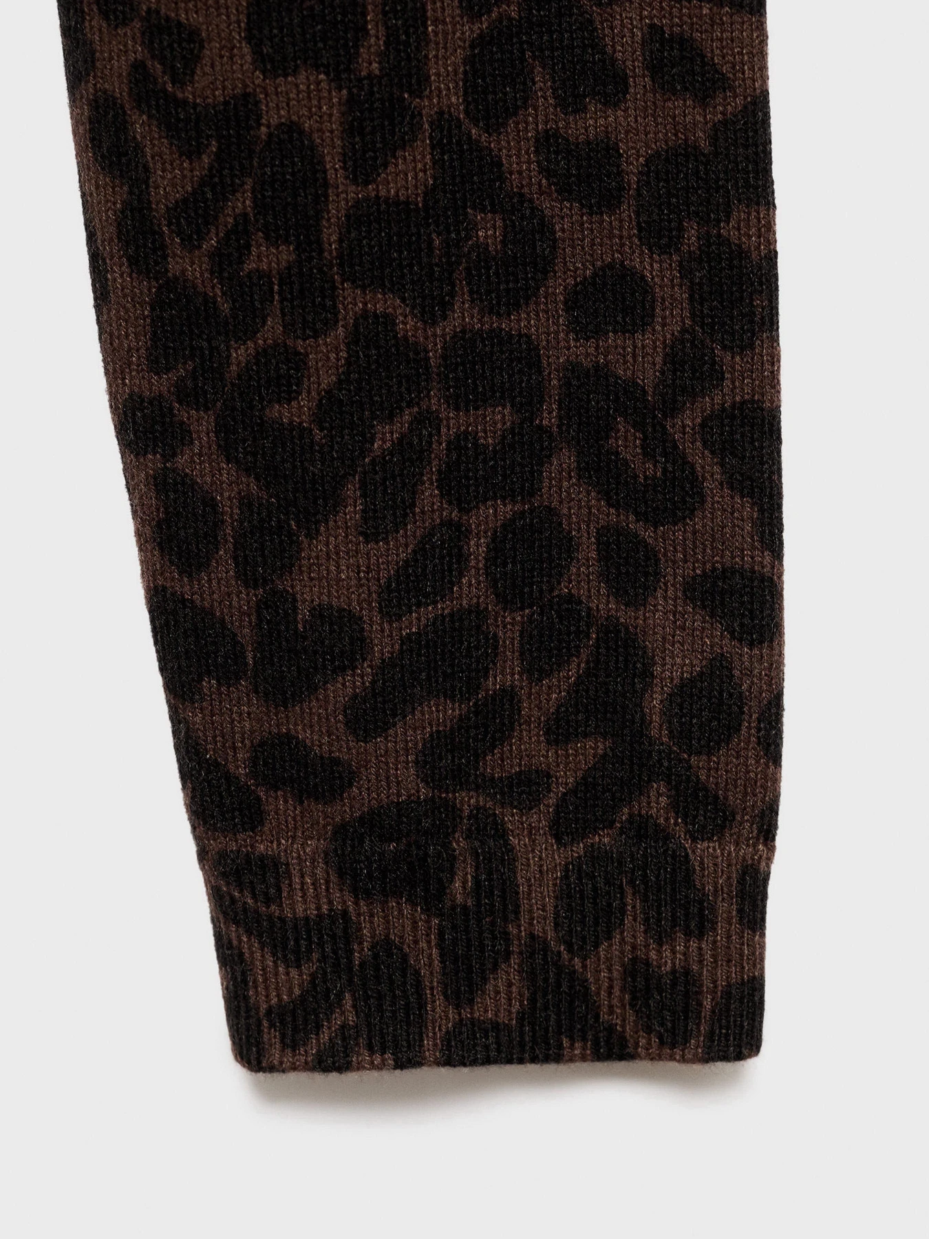 Свитры и кардиганы MANGO JAGUAR модель 17005832_32 Свитры и кардиганы MANGO JAGUAR модель 17005832_32 Фото