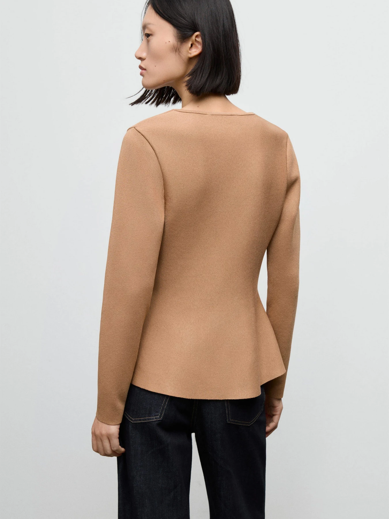 Светри та кардигани MANGO TONA модель 17065823_9 Светри та кардигани MANGO TONA модель 17065823_9 Фото