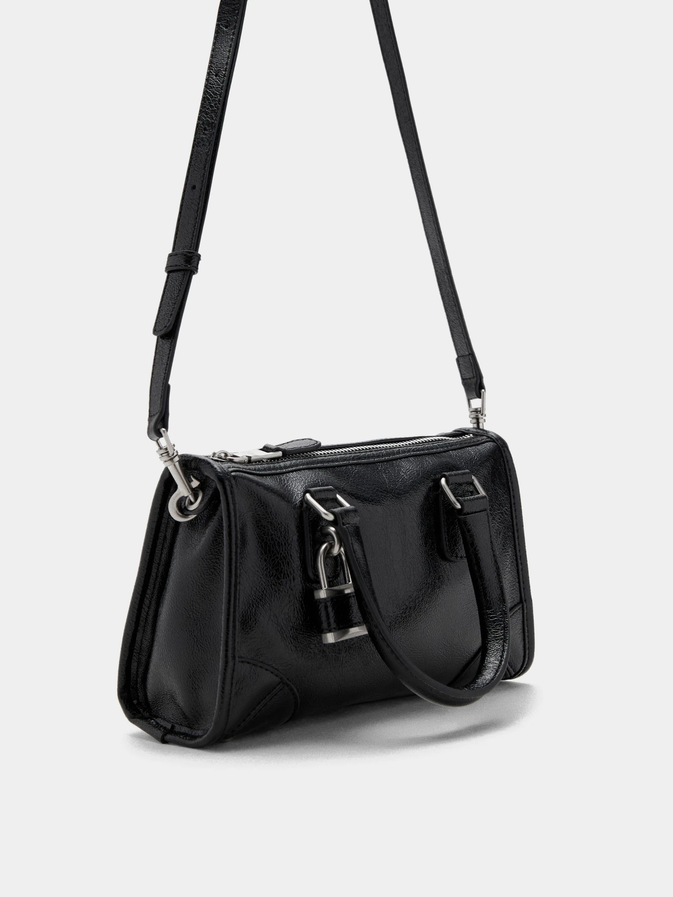 Сумки MANGO модель 17026354_99 Сумки MANGO модель 17026354_99 Фото