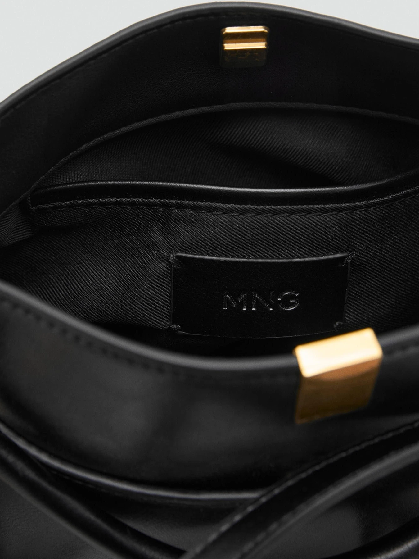 Сумки MANGO модель 17004449_99 Сумки MANGO модель 17004449_99 Фото