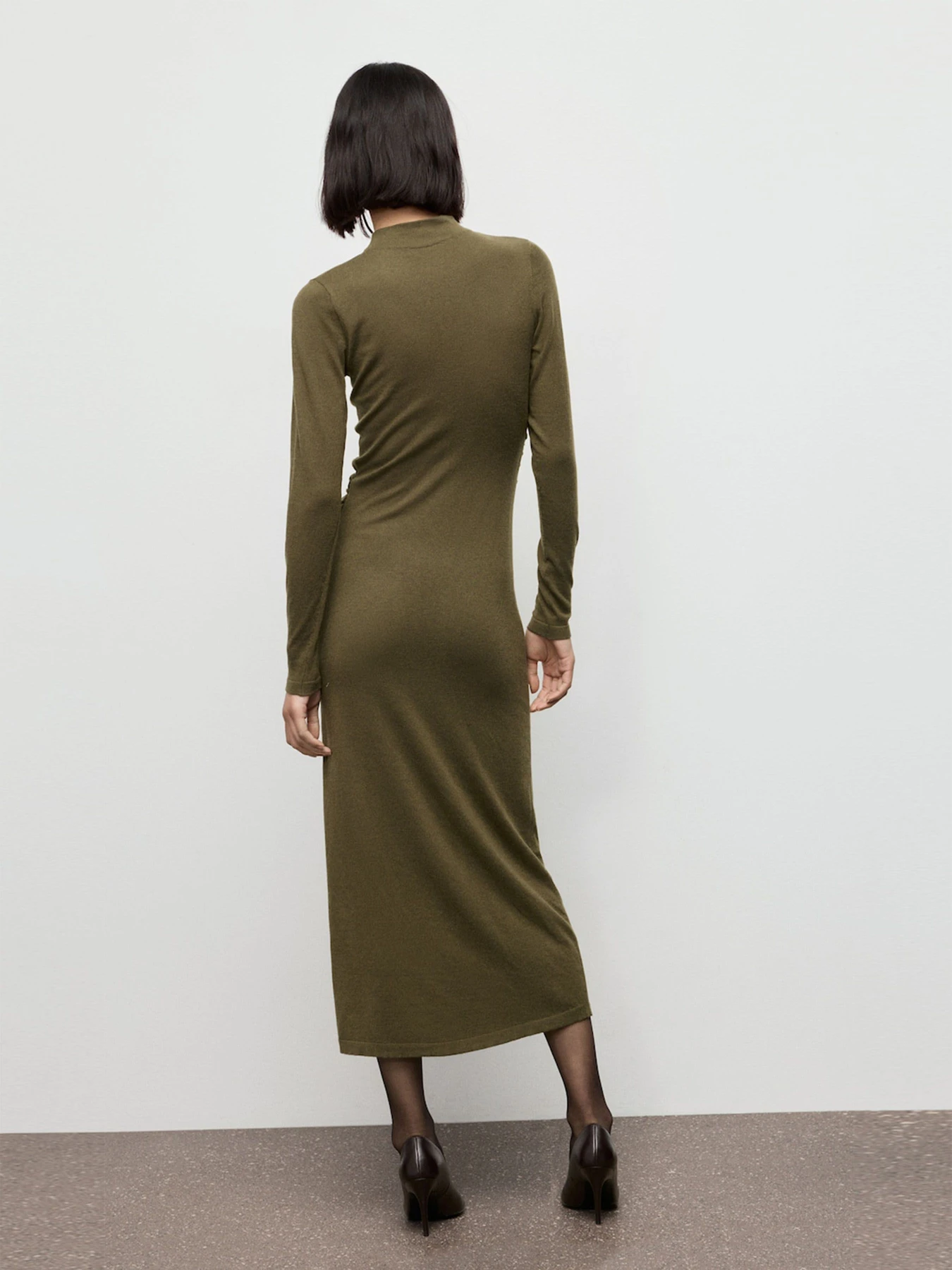 Сукні MANGO BRAT модель 17087799_37 Сукні MANGO BRAT модель 17087799_37 Фото