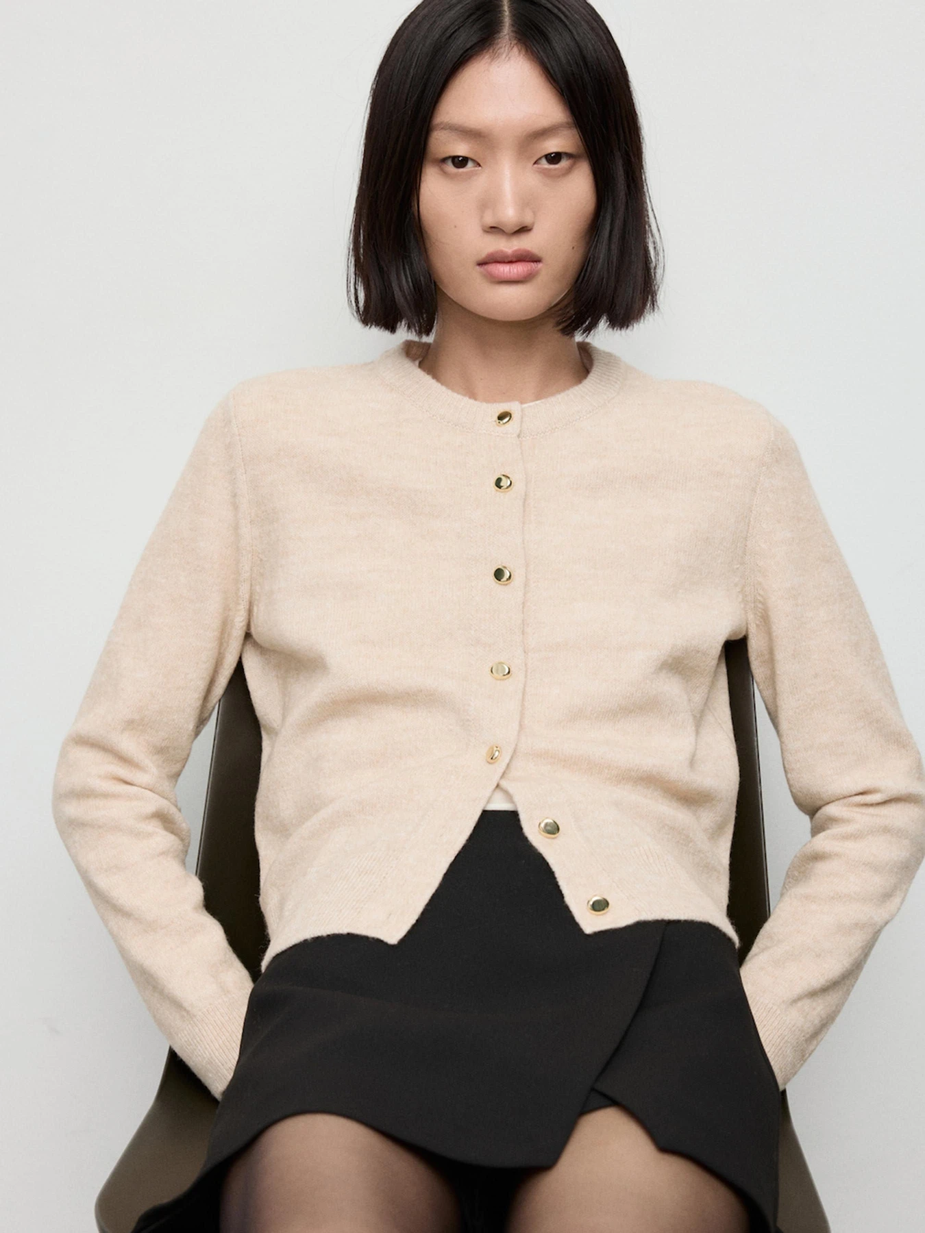 Светри та кардигани MANGO ELIOTE модель 17027816_5 Светри та кардигани MANGO ELIOTE модель 17027816_5 Фото