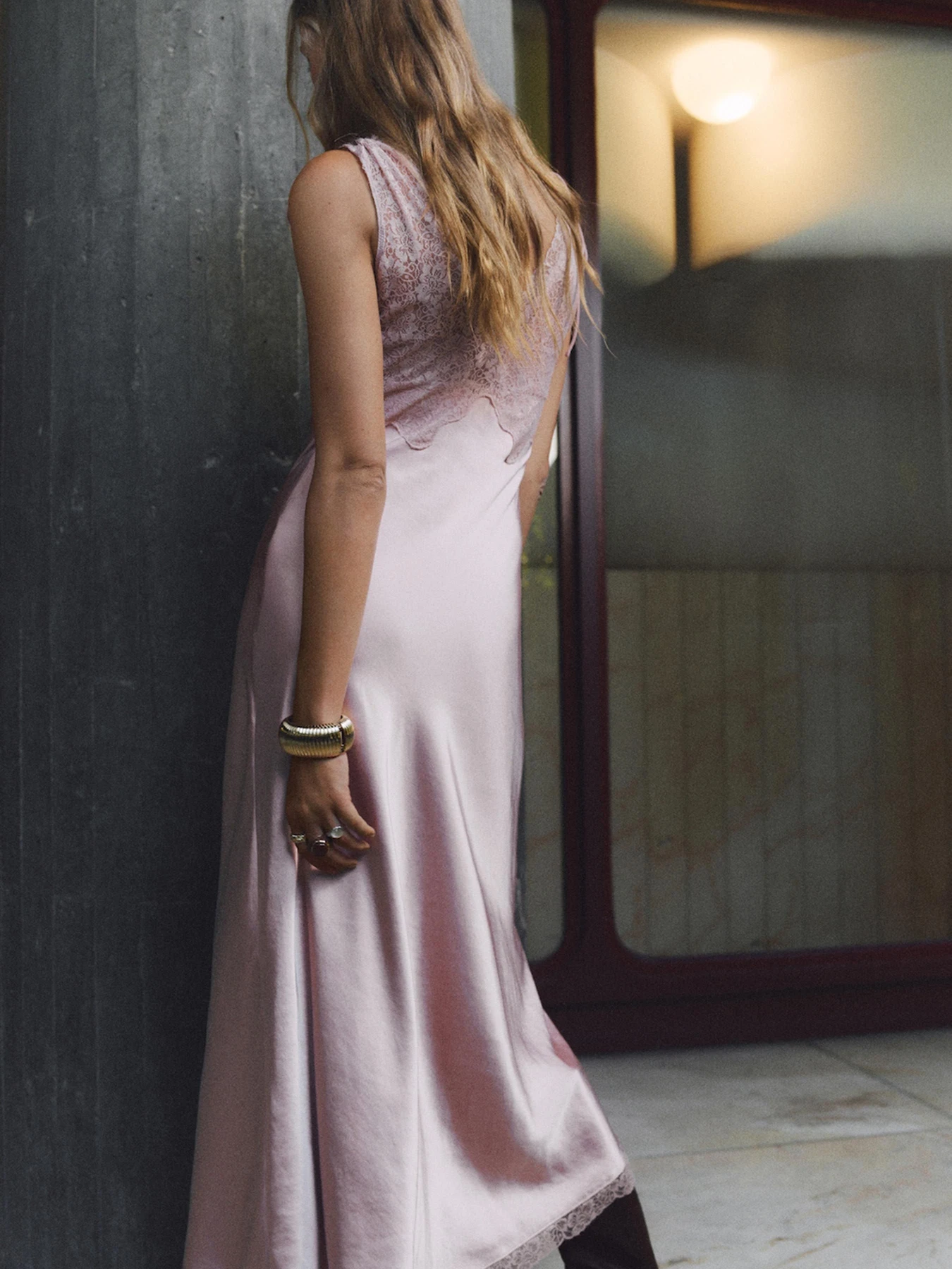 Сукні MANGO модель 17037139_81 Сукні MANGO модель 17037139_81 Фото