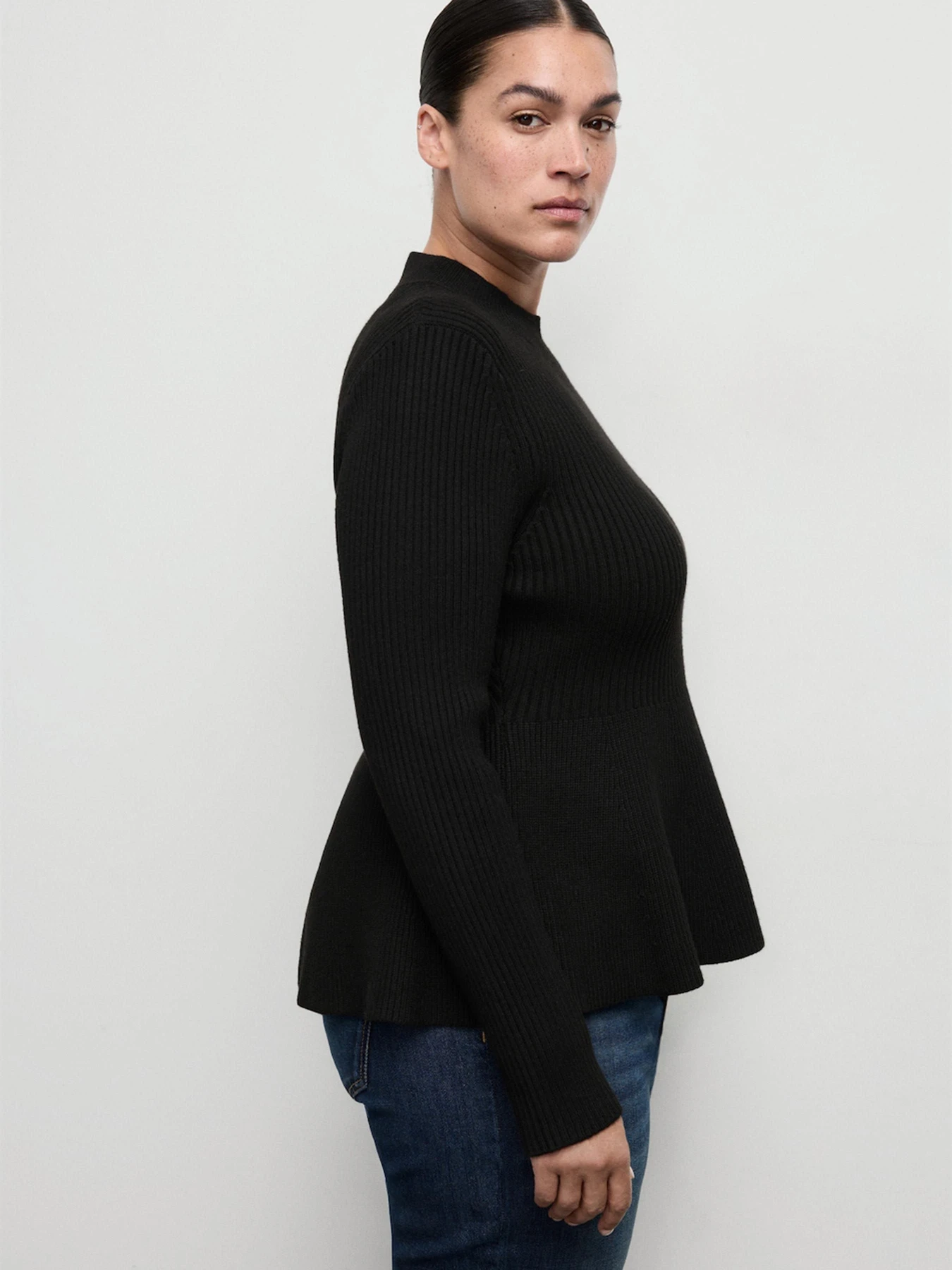 Свитры и кардиганы MANGO модель 17007783_99 Свитры и кардиганы MANGO модель 17007783_99 Фото