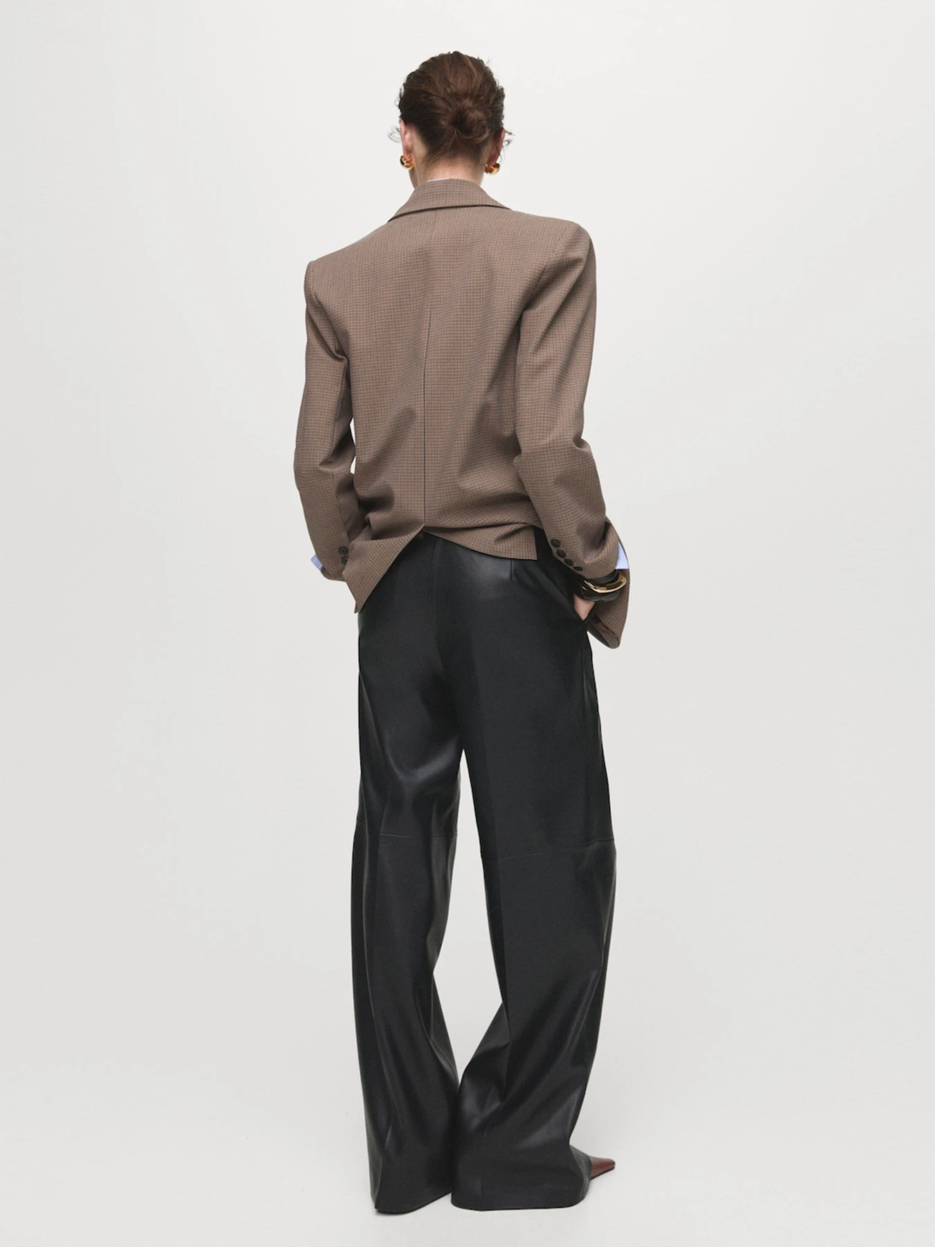 Брюки MANGO RIGA модель 17085976_99 Брюки MANGO RIGA модель 17085976_99 Фото