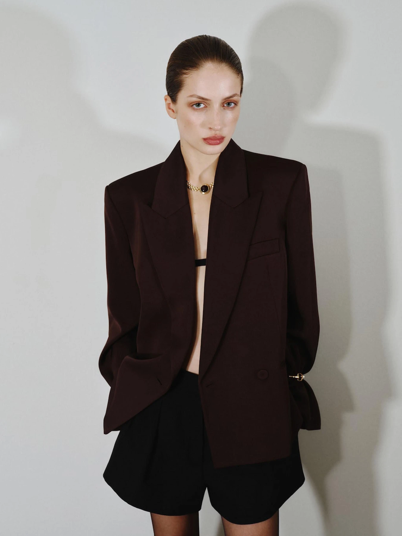 Шорти MANGO MARIA модель 17079105_99 Шорти MANGO MARIA модель 17079105_99 Фото