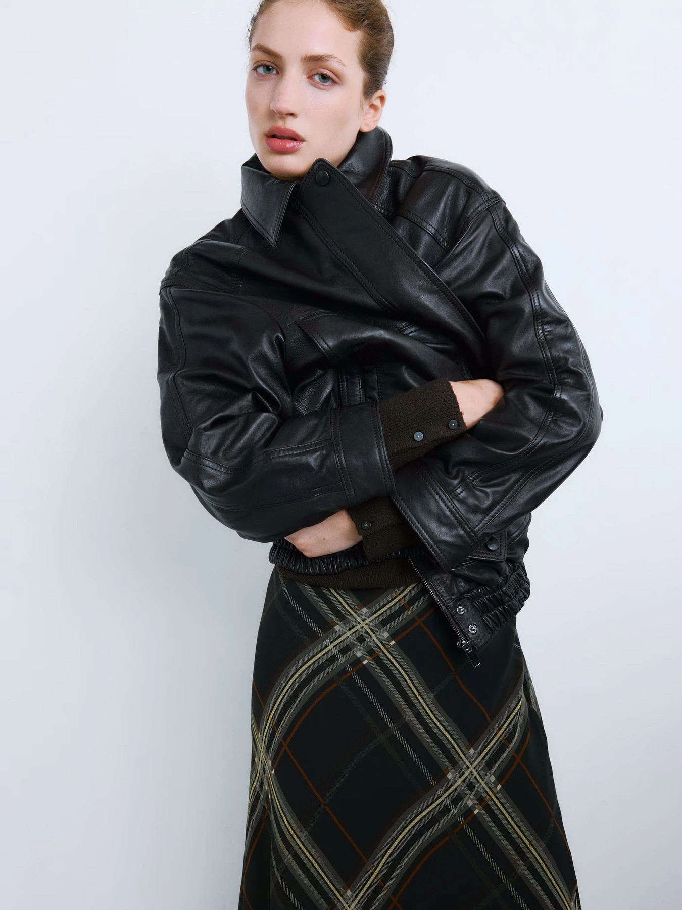 Куртки та дублянки MANGO LONDON модель 27071285_30 Фото