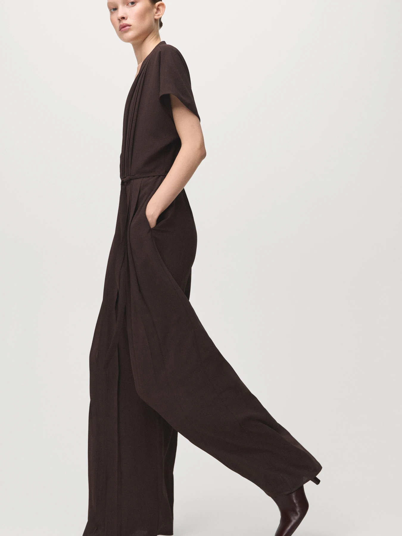 Комбинезоны MANGO PLEATED модель 27071281_30 Комбинезоны MANGO PLEATED модель 27071281_30 Фото