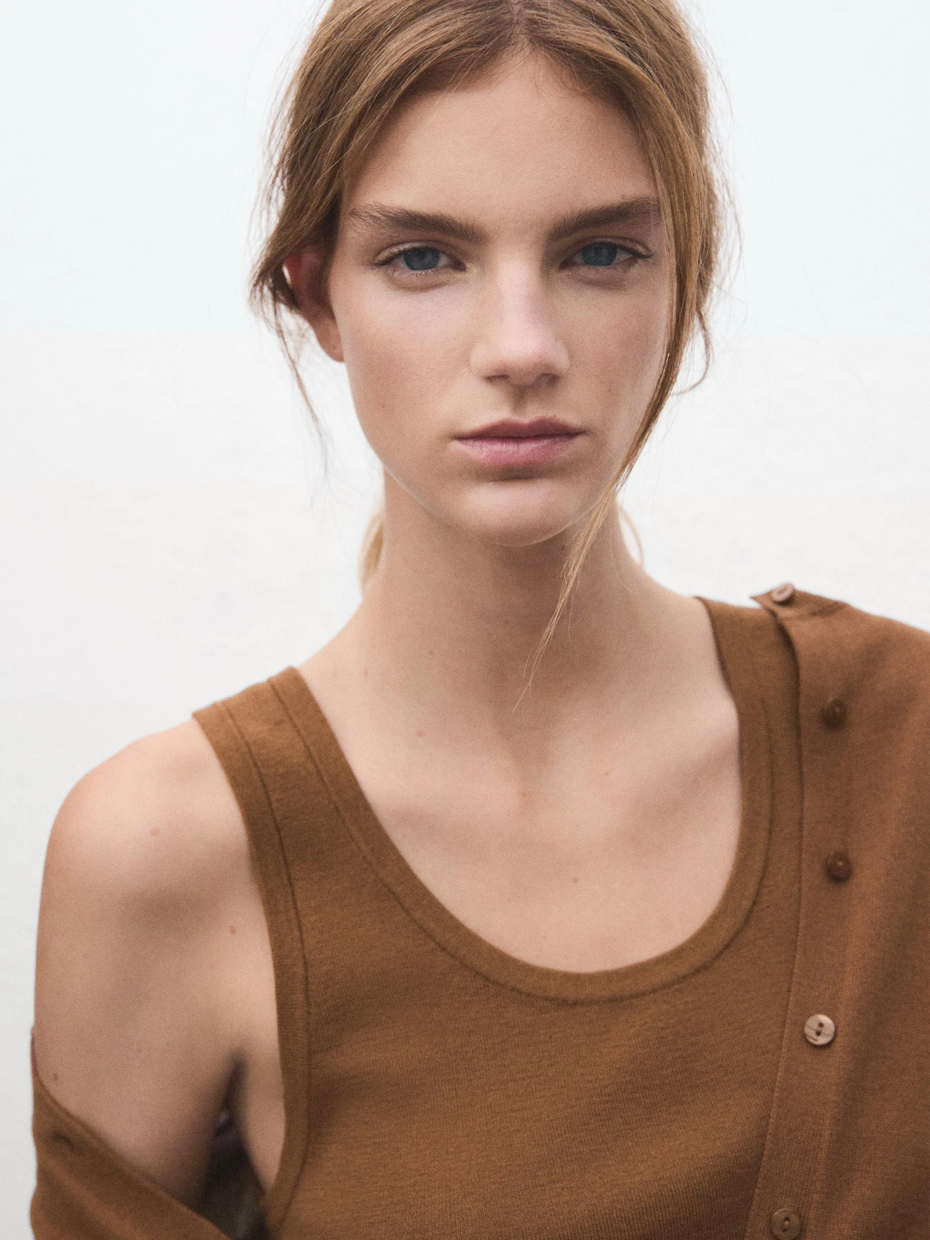 Футболки и поло MANGO OLSEN модель 27091190_31 Футболки и поло MANGO OLSEN модель 27091190_31 Фото