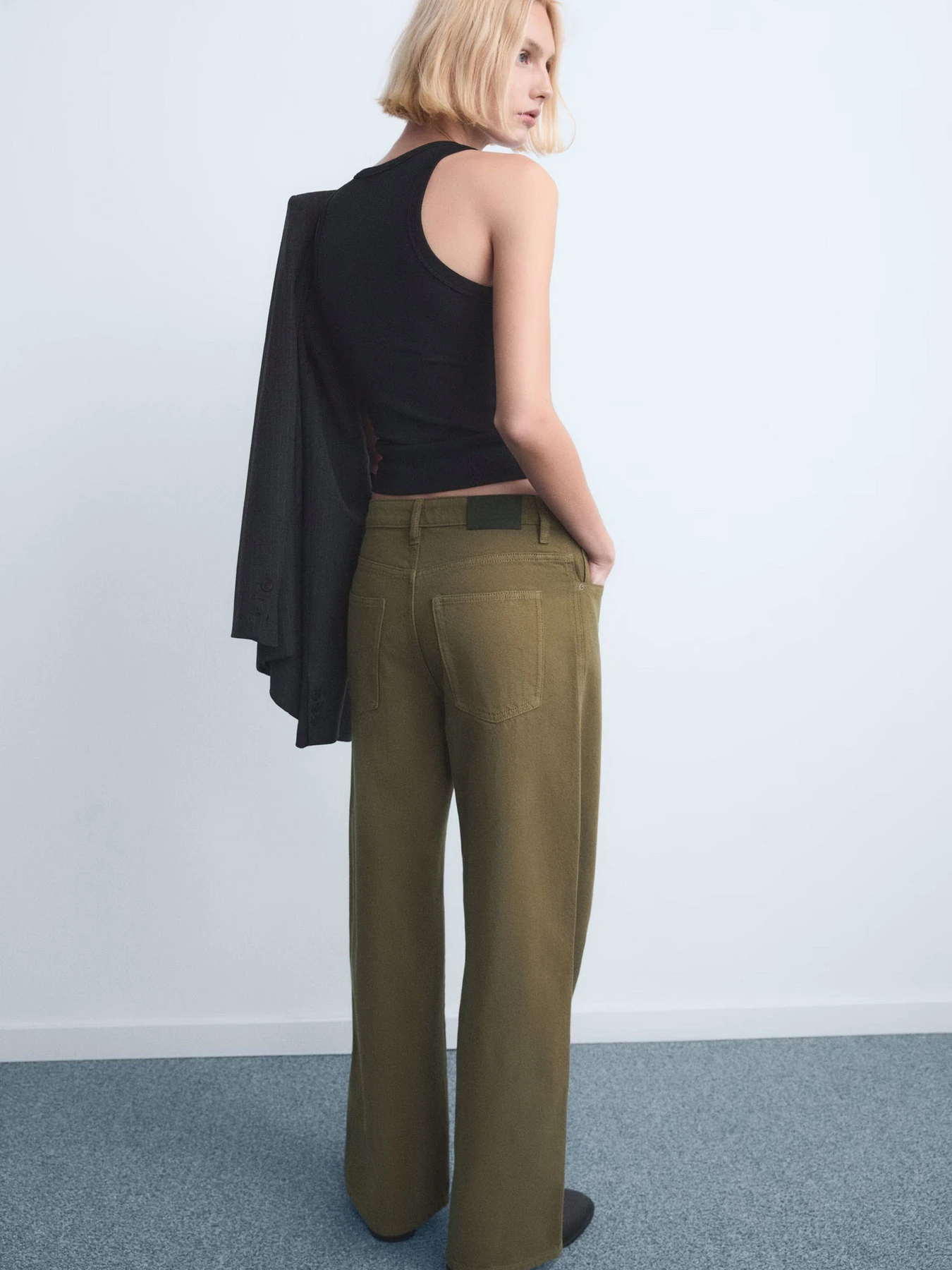 Джинси MANGO LUCKY модель 27011271_37 Джинси MANGO LUCKY модель 27011271_37 Фото