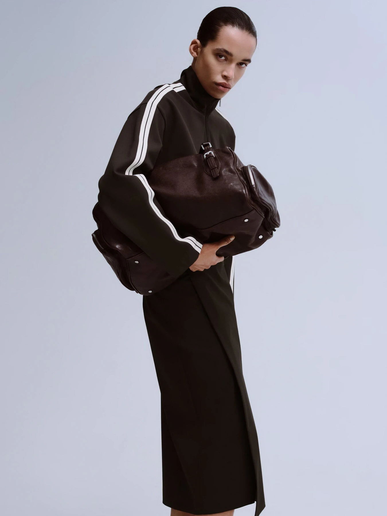 Худи и свитшоты MANGO TRI модель 27043306_30 Худи и свитшоты MANGO TRI модель 27043306_30 Фото
