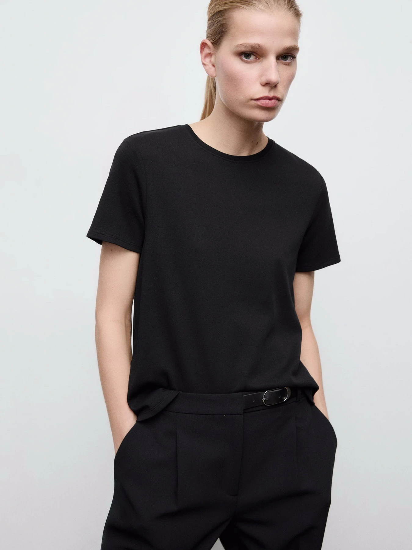 Футболки і поло MANGO RITI модель 27063312_99 Футболки і поло MANGO RITI модель 27063312_99 Фото