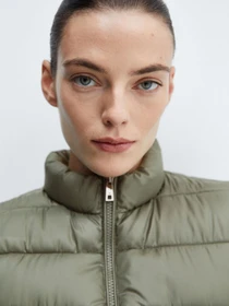 Куртки и дубленки MANGO BLANVEST модель 67092908_43 Фото