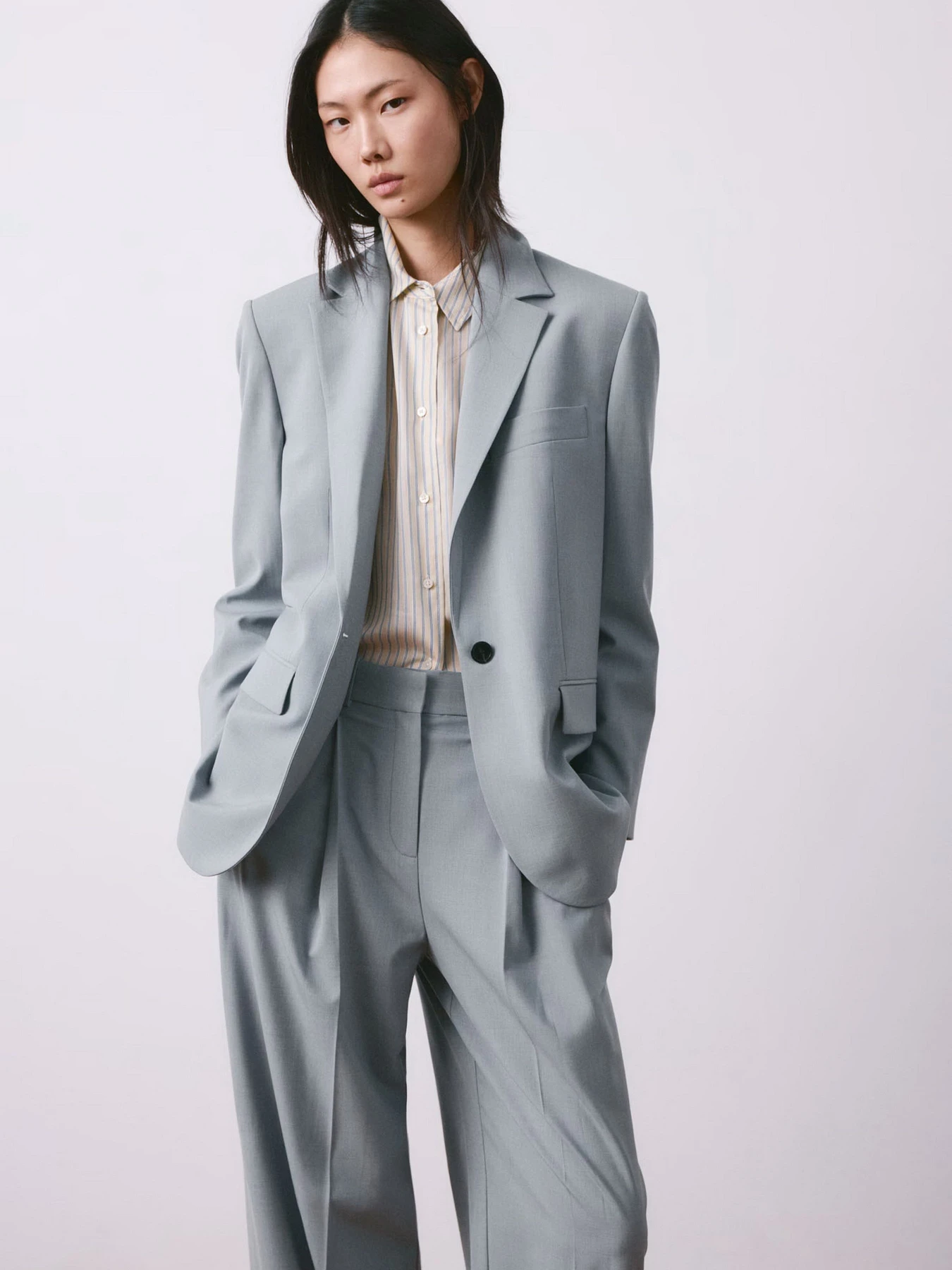 Брюки MANGO NAT модель 27024791_52 Брюки MANGO NAT модель 27024791_52 Фото