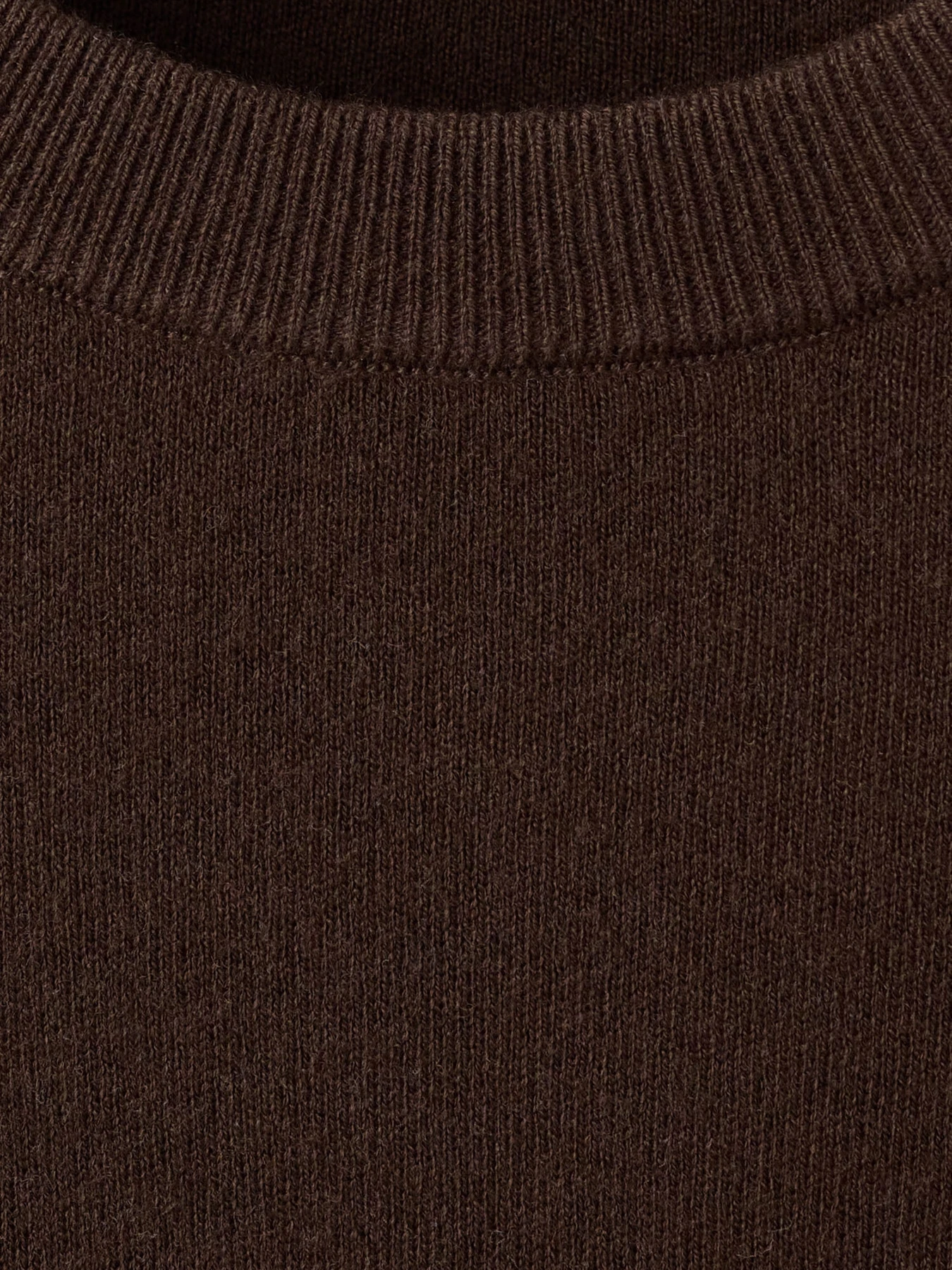Свитры и кардиганы MANGO NAT модель 27084092_32 Свитры и кардиганы MANGO NAT модель 27084092_32 Фото