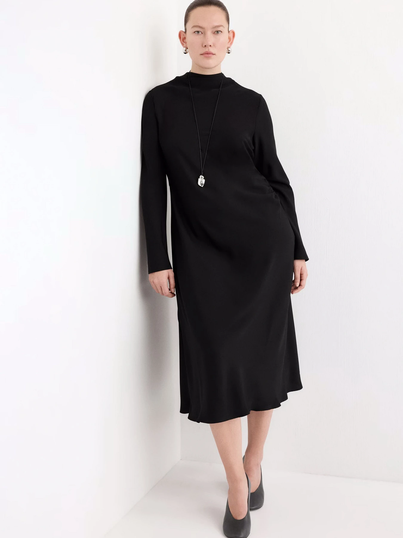 Сукні MANGO TIMOTHEE модель 27004097_99 Сукні MANGO TIMOTHEE модель 27004097_99 Фото