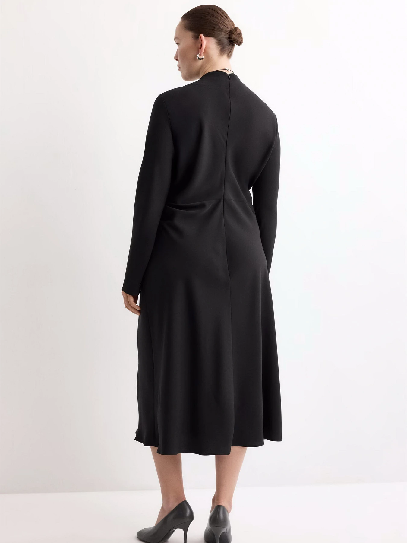Сукні MANGO TIMOTHEE модель 27004097_99 Сукні MANGO TIMOTHEE модель 27004097_99 Фото