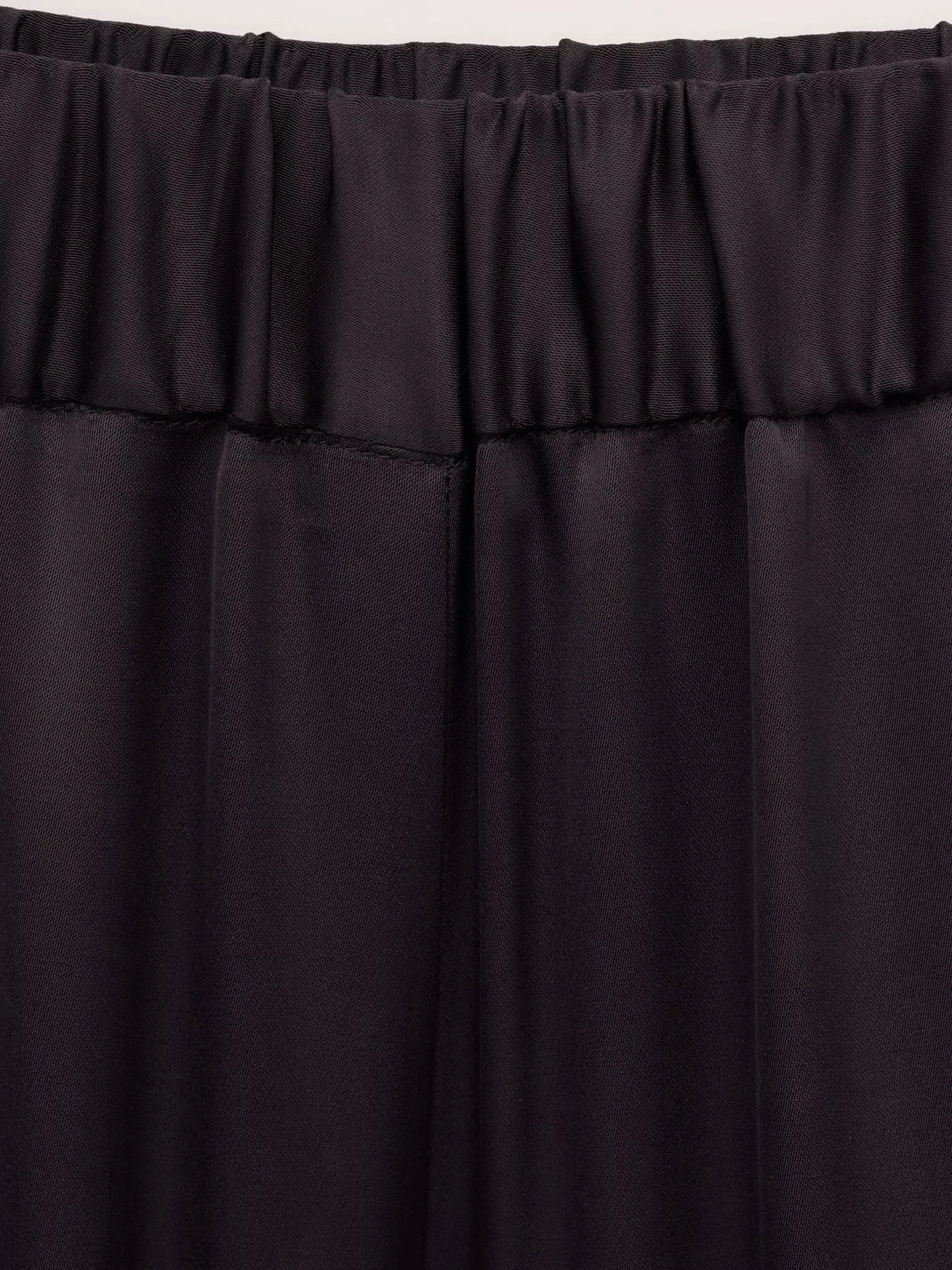 Брюки MANGO CLAUDIE модель 27024789_30 Брюки MANGO CLAUDIE модель 27024789_30 Фото