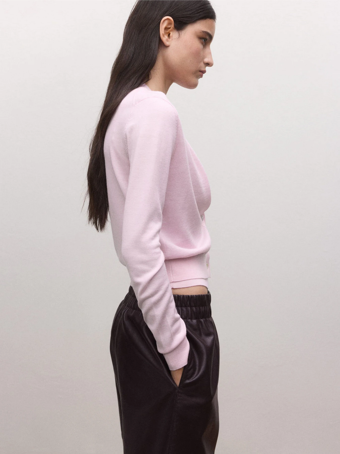 Свитры и кардиганы MANGO LORITO модель 27084440_85 Свитры и кардиганы MANGO LORITO модель 27084440_85 Фото