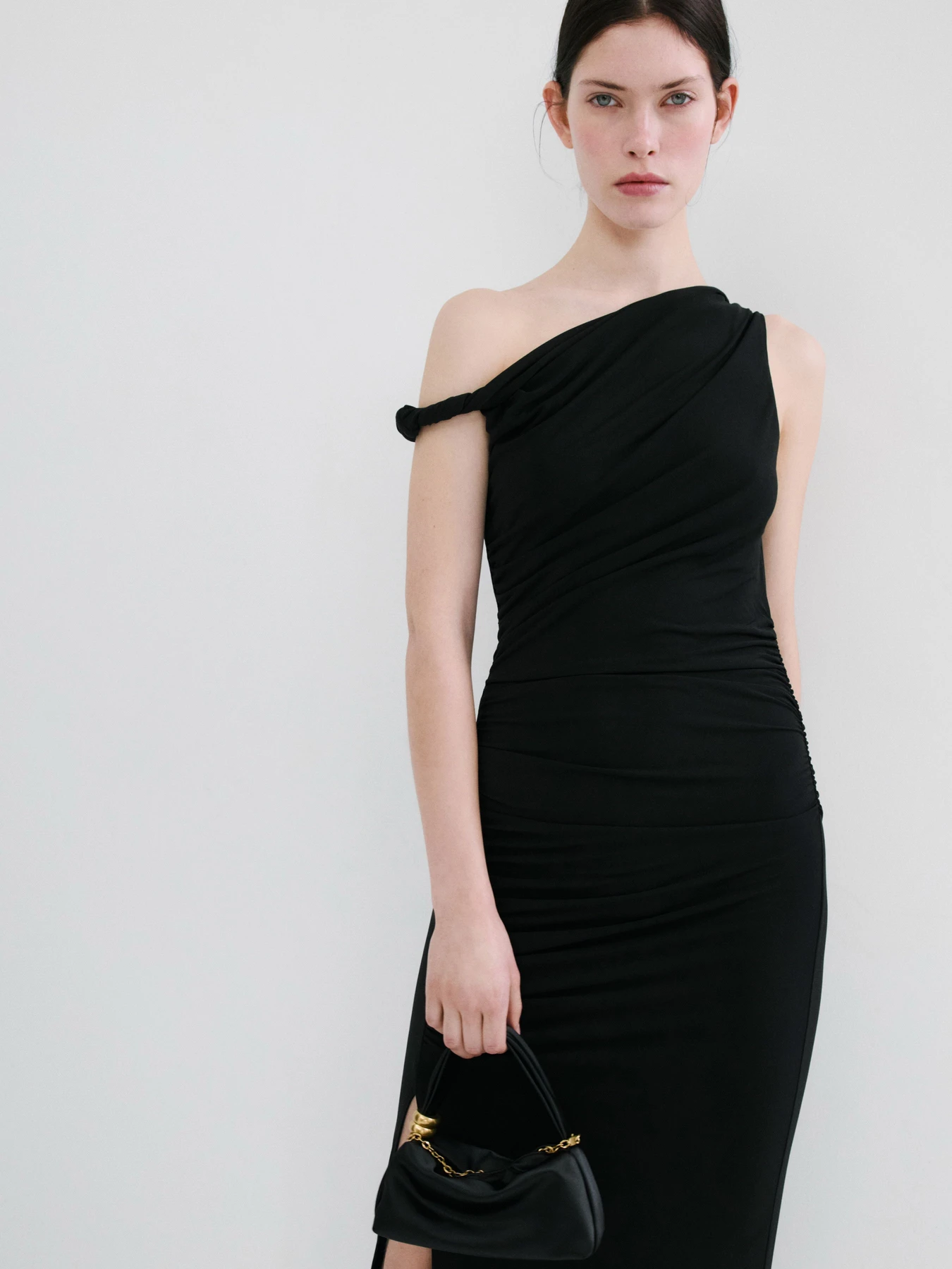 Сукні MANGO TORY модель 27055844_99 Сукні MANGO TORY модель 27055844_99 Фото