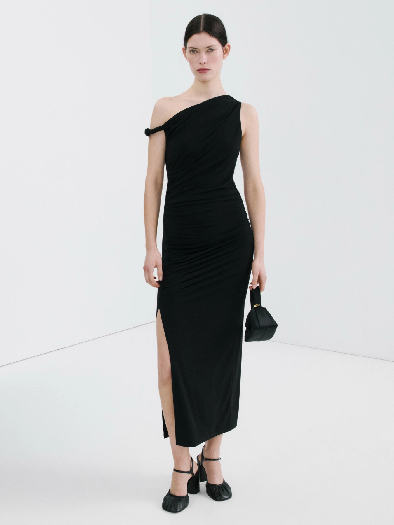 Сукні MANGO TORY модель 27055844_99 Сукні MANGO TORY модель 27055844_99 Фото
