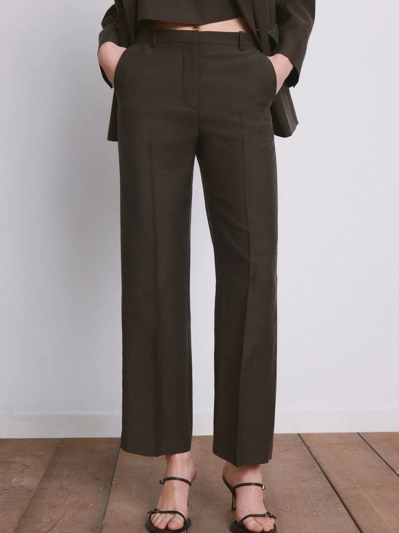 Брюки MANGO TEMPO модель 27045833_32 Брюки MANGO TEMPO модель 27045833_32 Фото