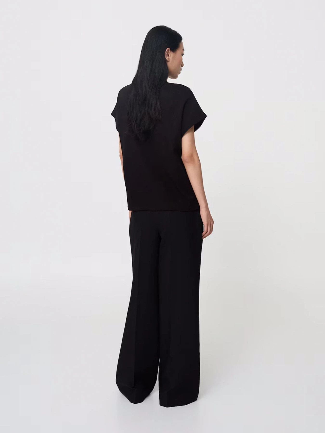 Футболки і поло MANGO SEVILLA модель 27954096_99 Футболки і поло MANGO SEVILLA модель 27954096_99 Фото