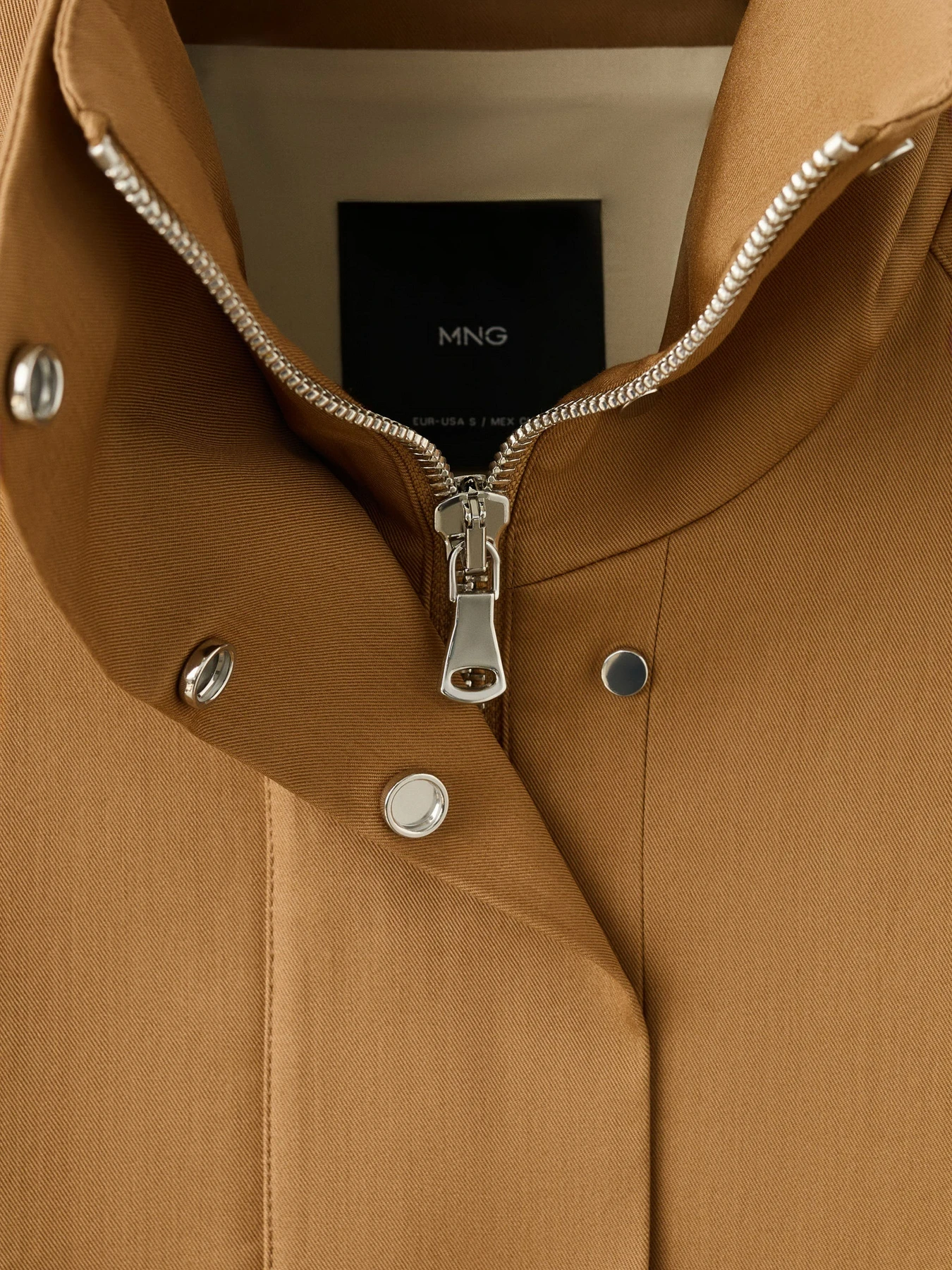 Куртки и дубленки MANGO OLMO модель 27087799_31 Куртки и дубленки MANGO OLMO модель 27087799_31 Фото