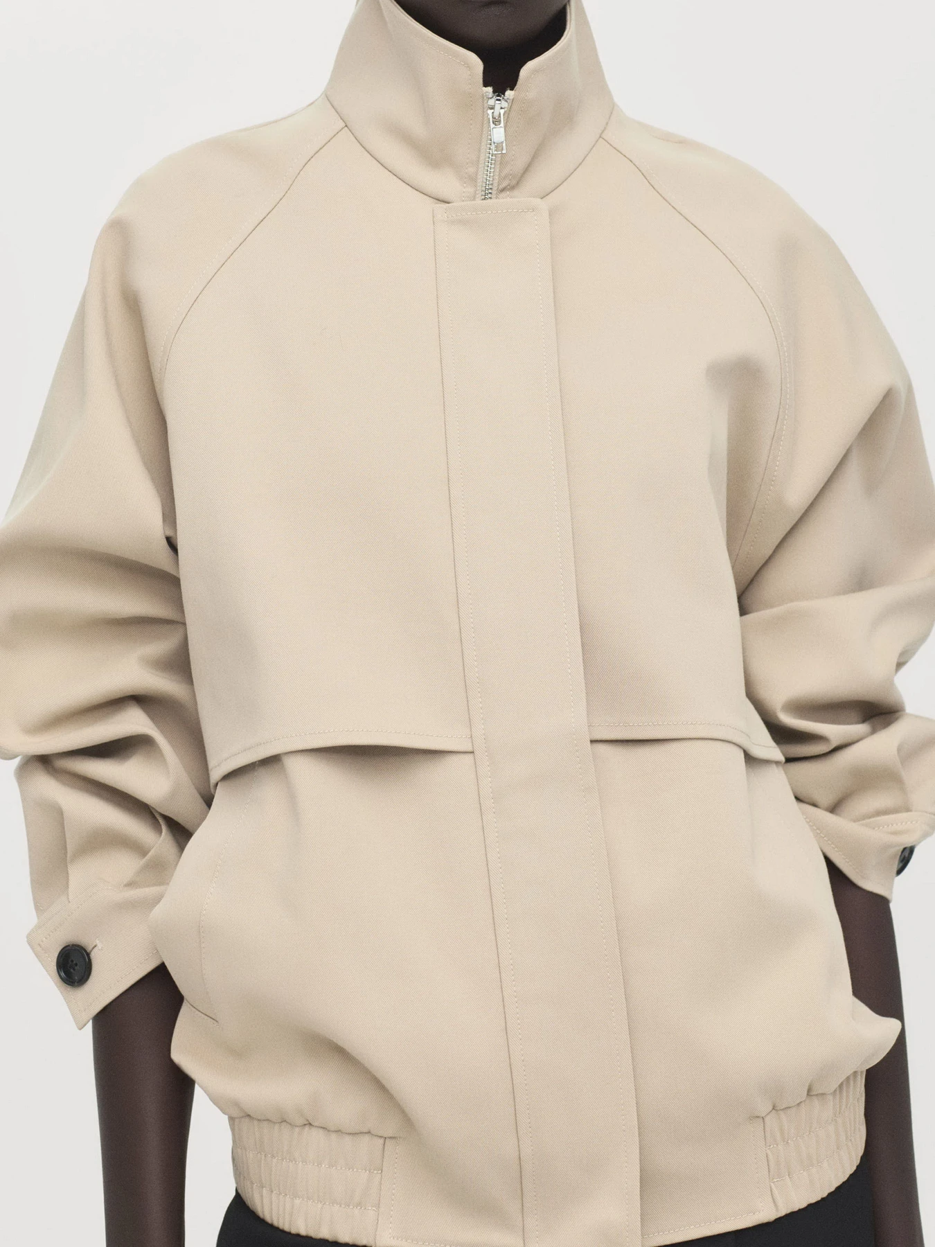 Куртки та дублянки MANGO CAPRI модель 27075820_6 Фото