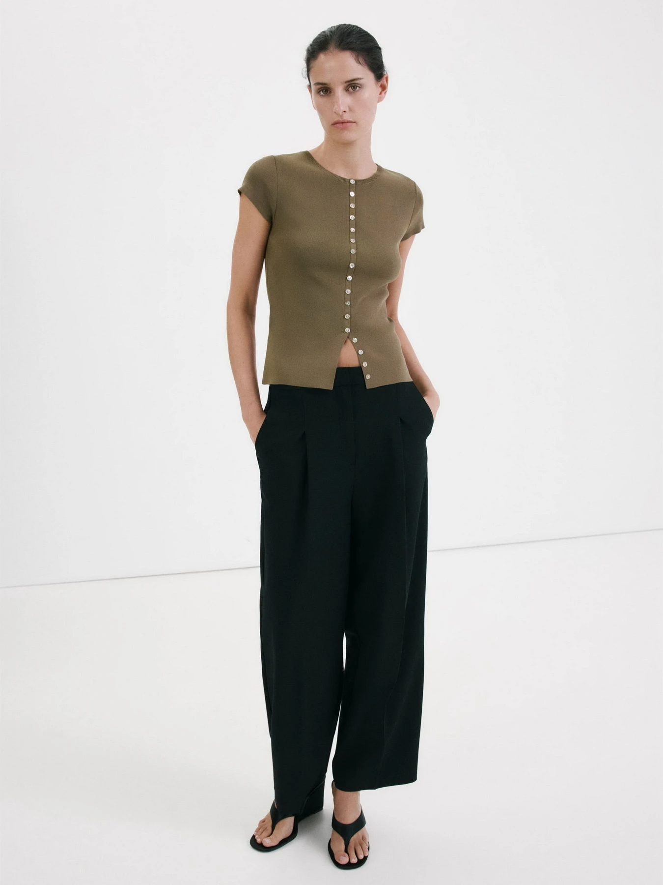 Светри та кардигани MANGO NACAR модель 27007150_35 Светри та кардигани MANGO NACAR модель 27007150_35 Фото