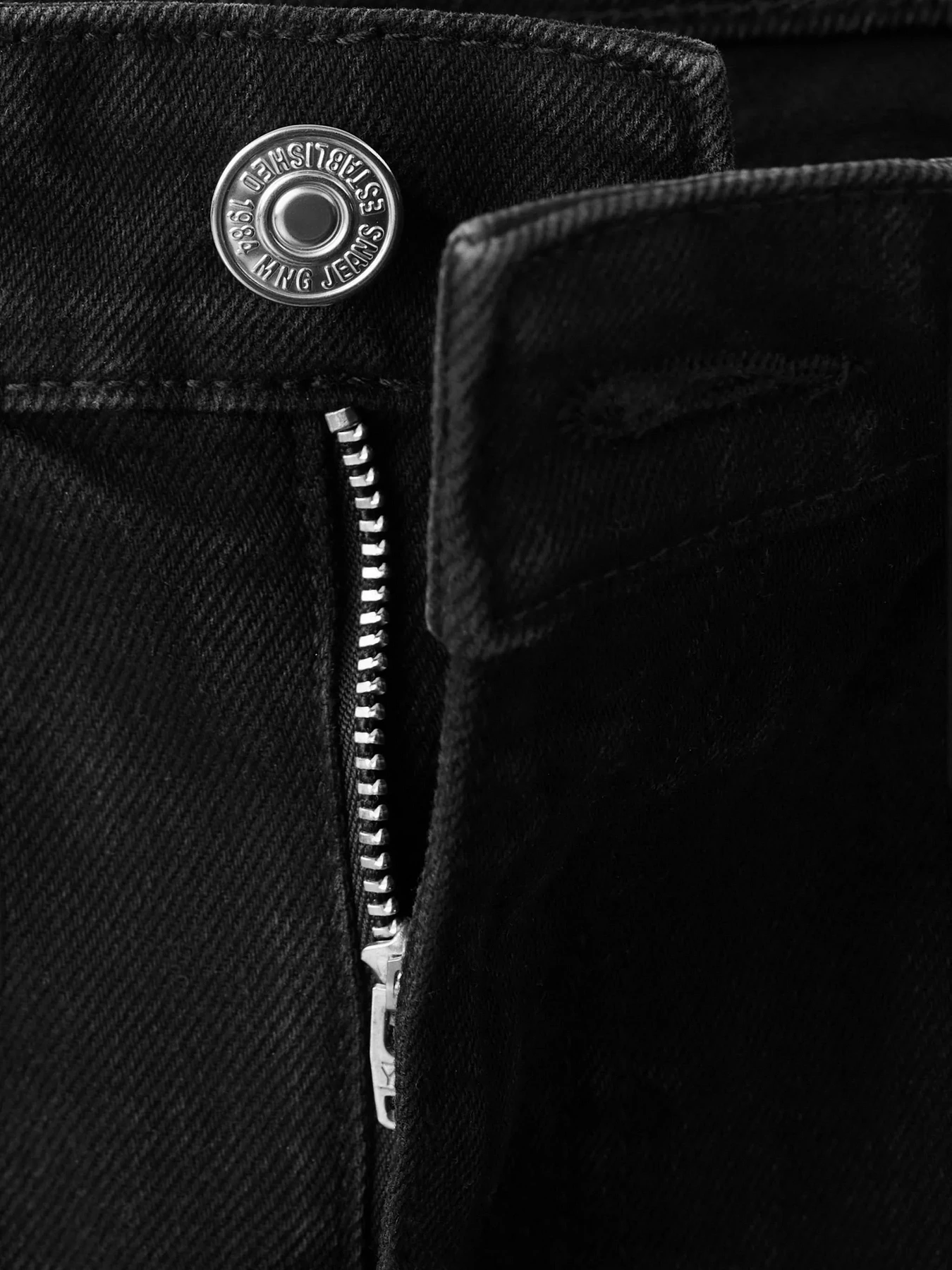 Шорти MANGO ZOEY модель 27067161_TN Шорти MANGO ZOEY модель 27067161_TN Фото