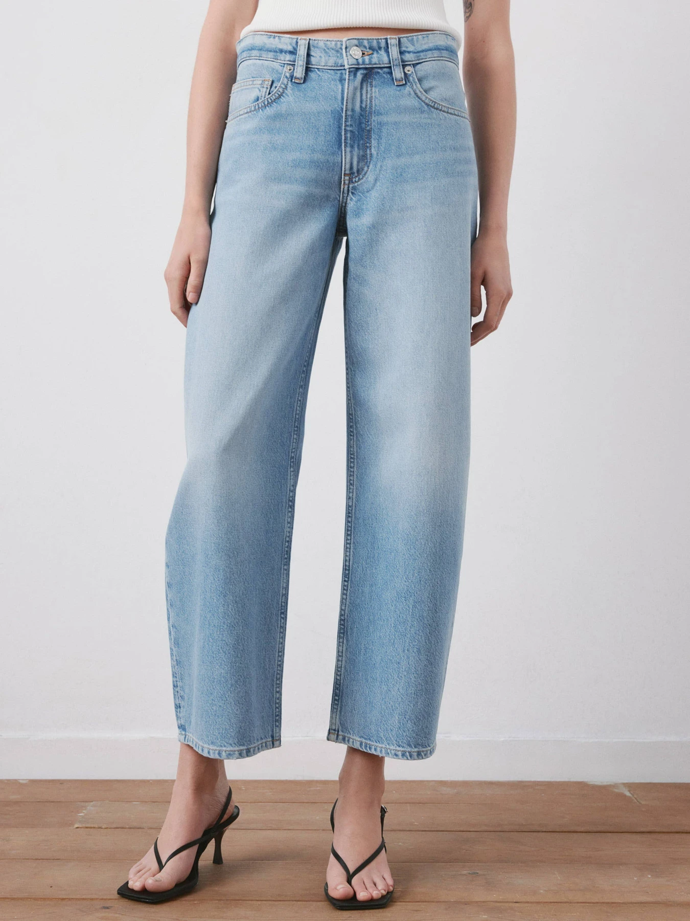 Джинсы MANGO KIKA модель 27027141_TM Фото