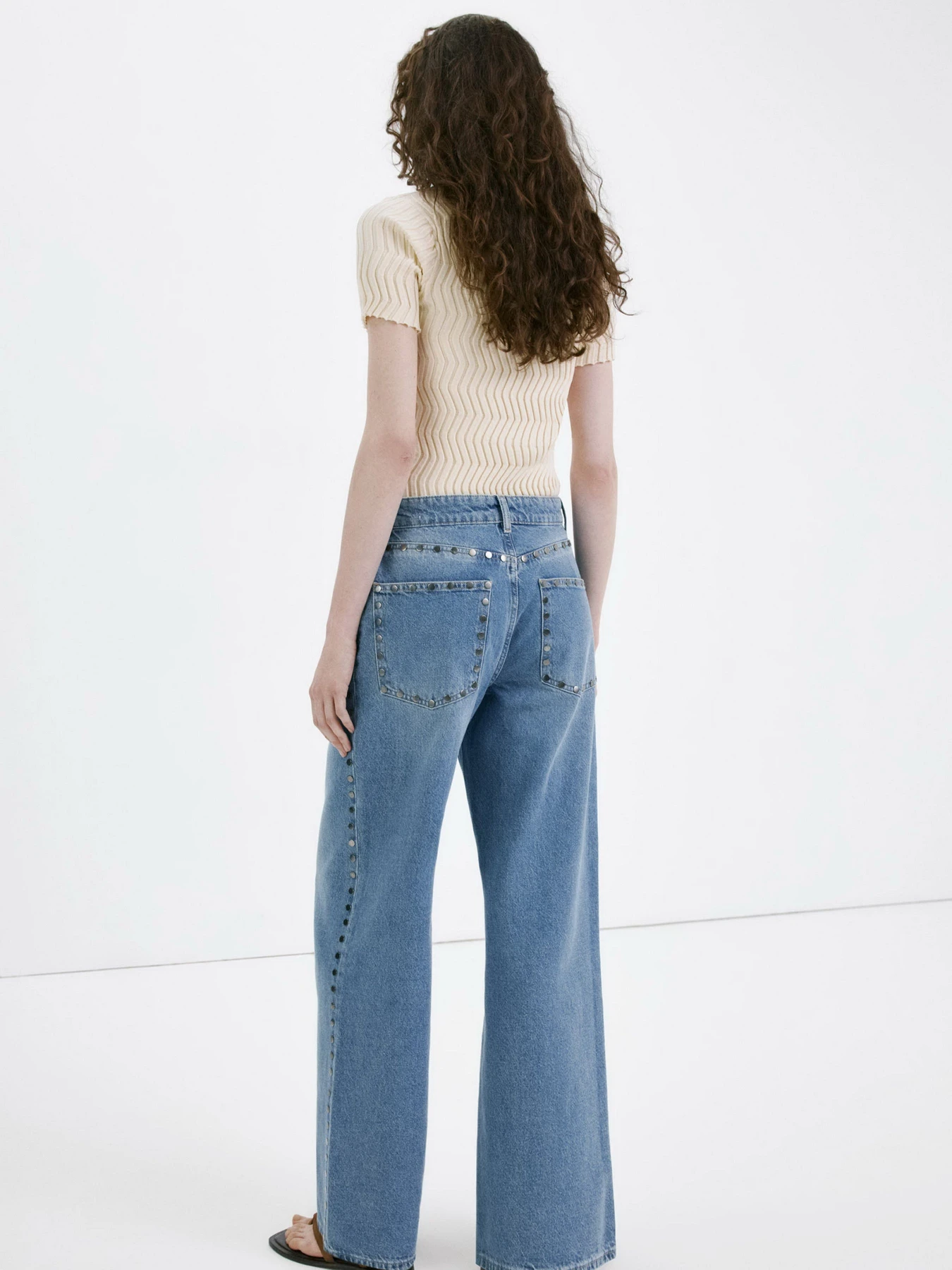 Джинсы MANGO STUDS модель 27067938_TM Фото